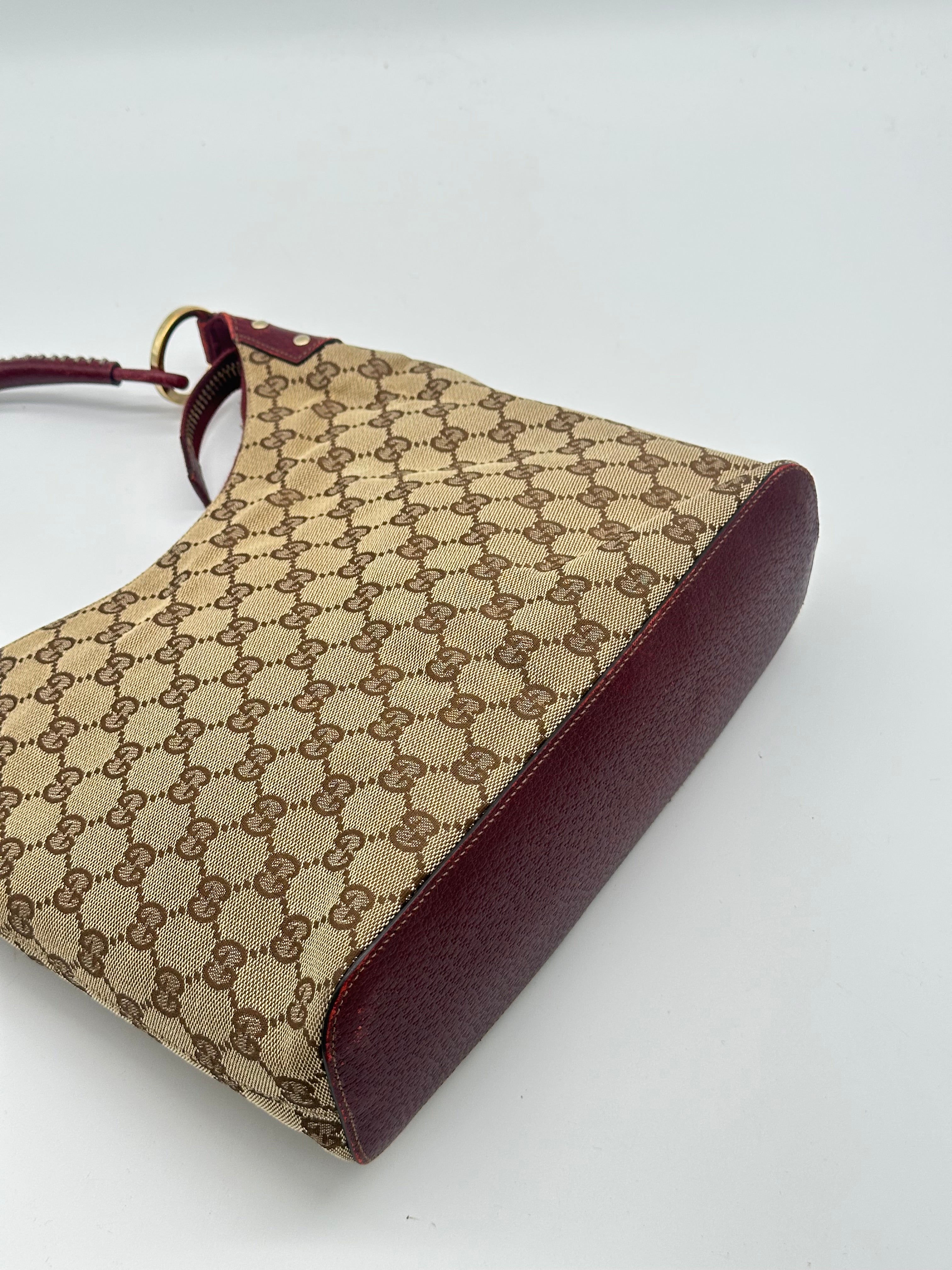 Gucci Lock Canvas