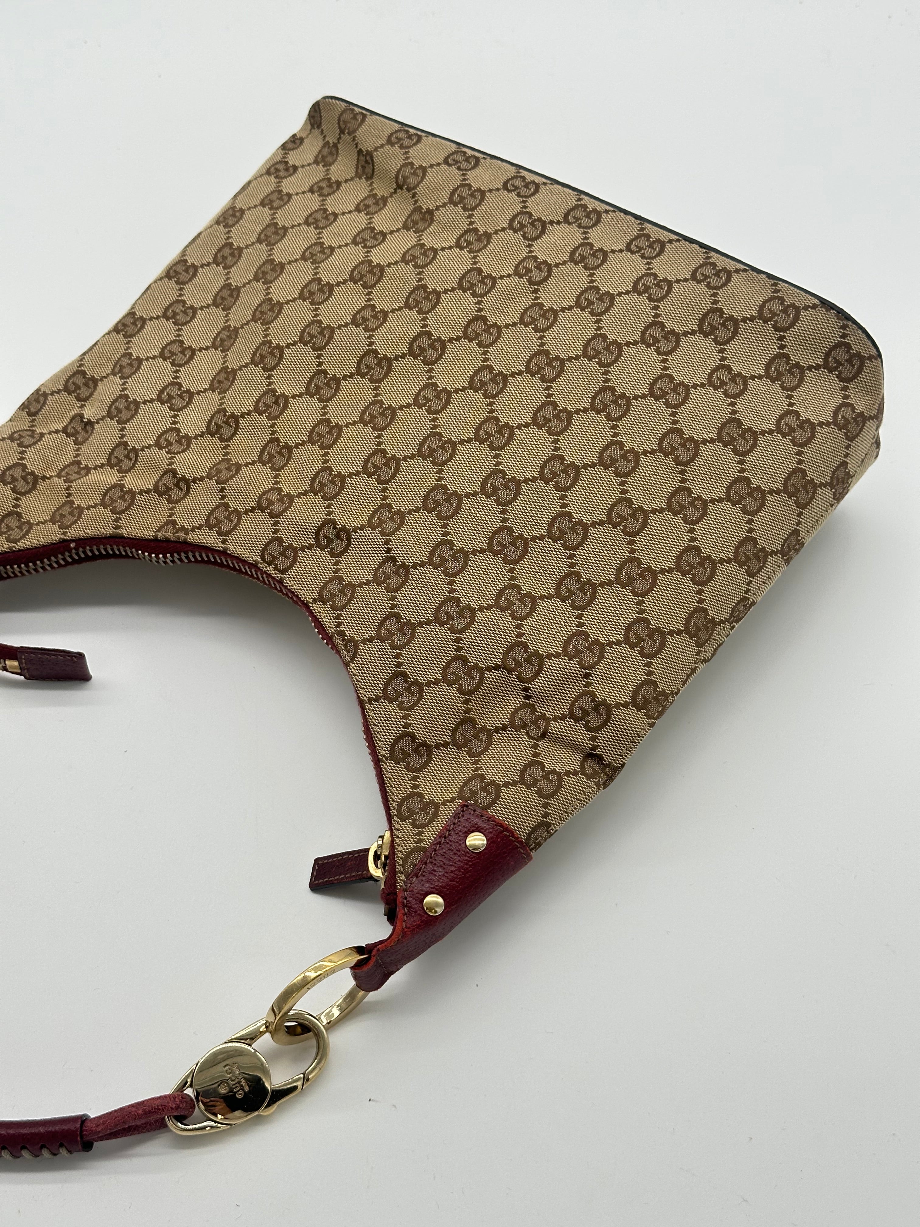Gucci Lock Canvas