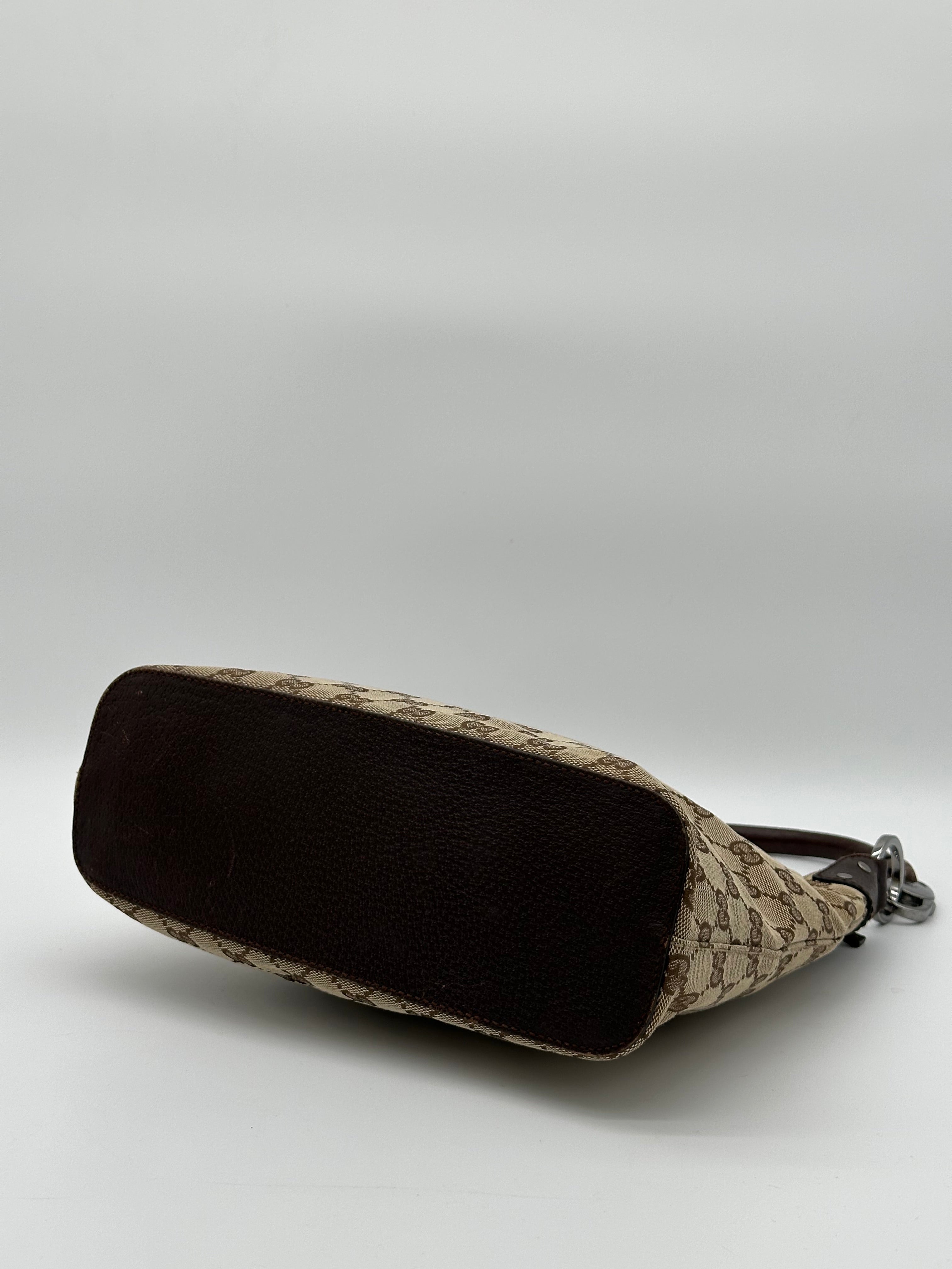 Gucci Lock Canvas