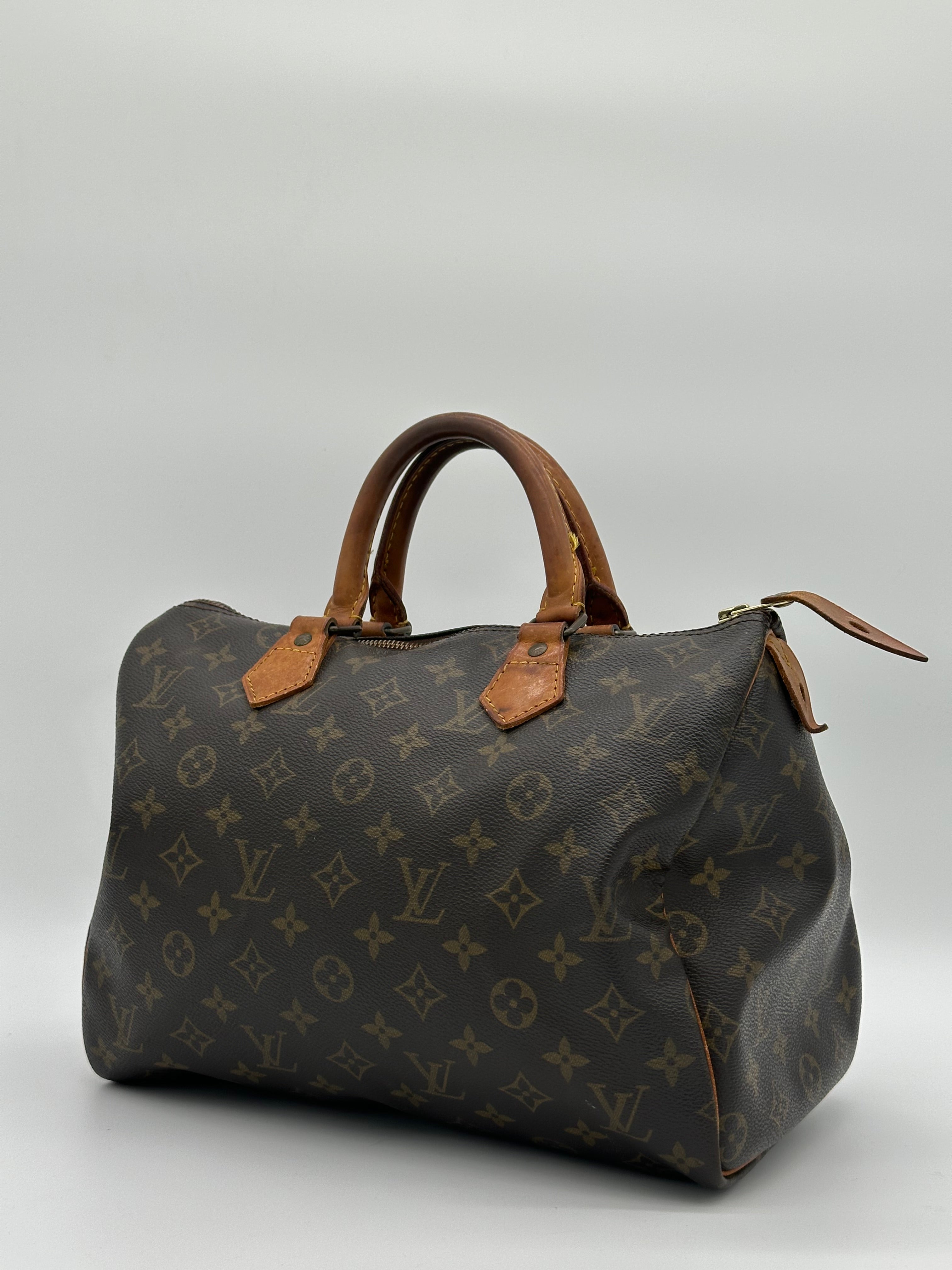 Louis Vuitton Speedy 30