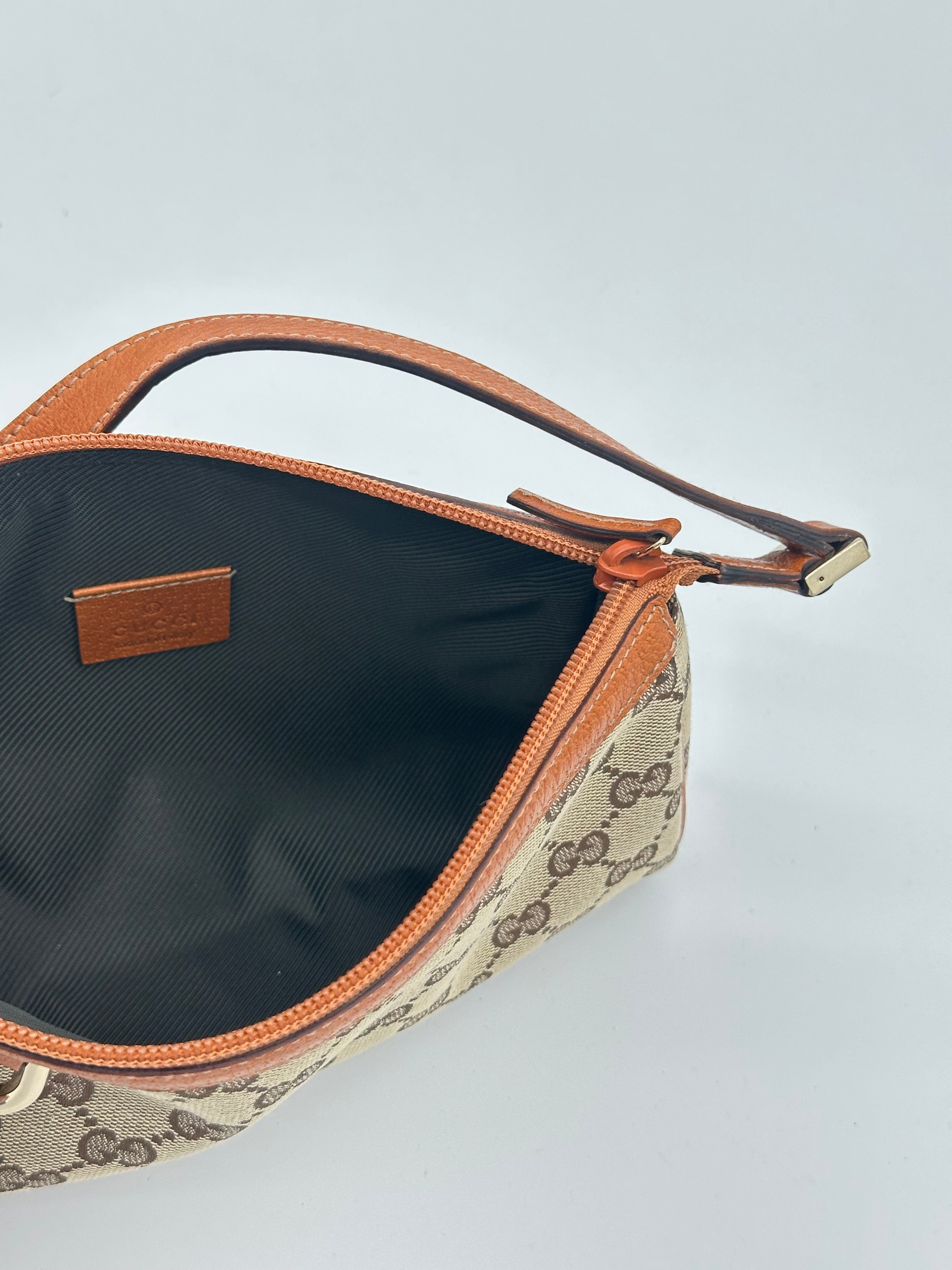 Gucci Abbey D-Ring Pochette