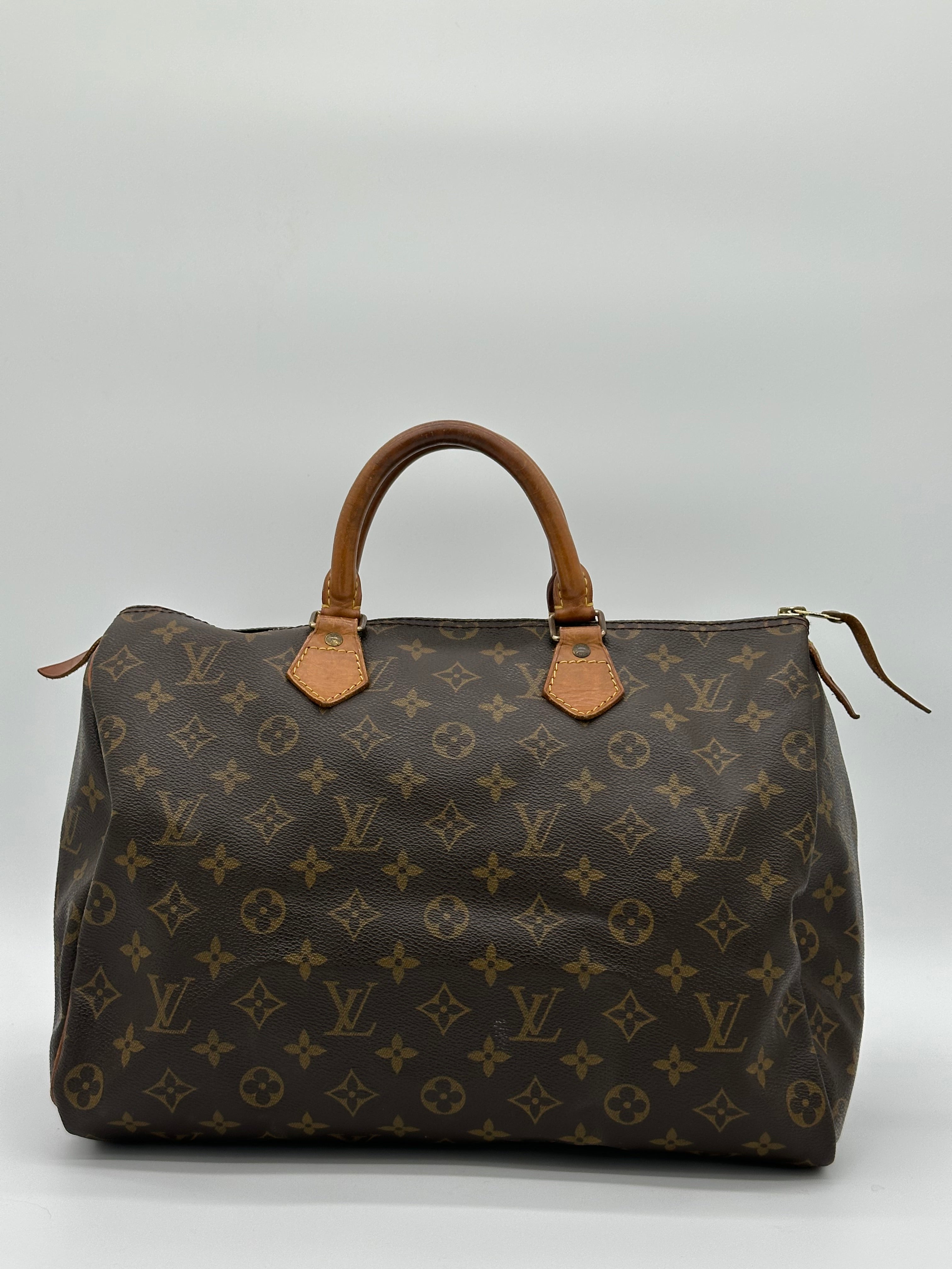 Louis Vuitton Speedy 35