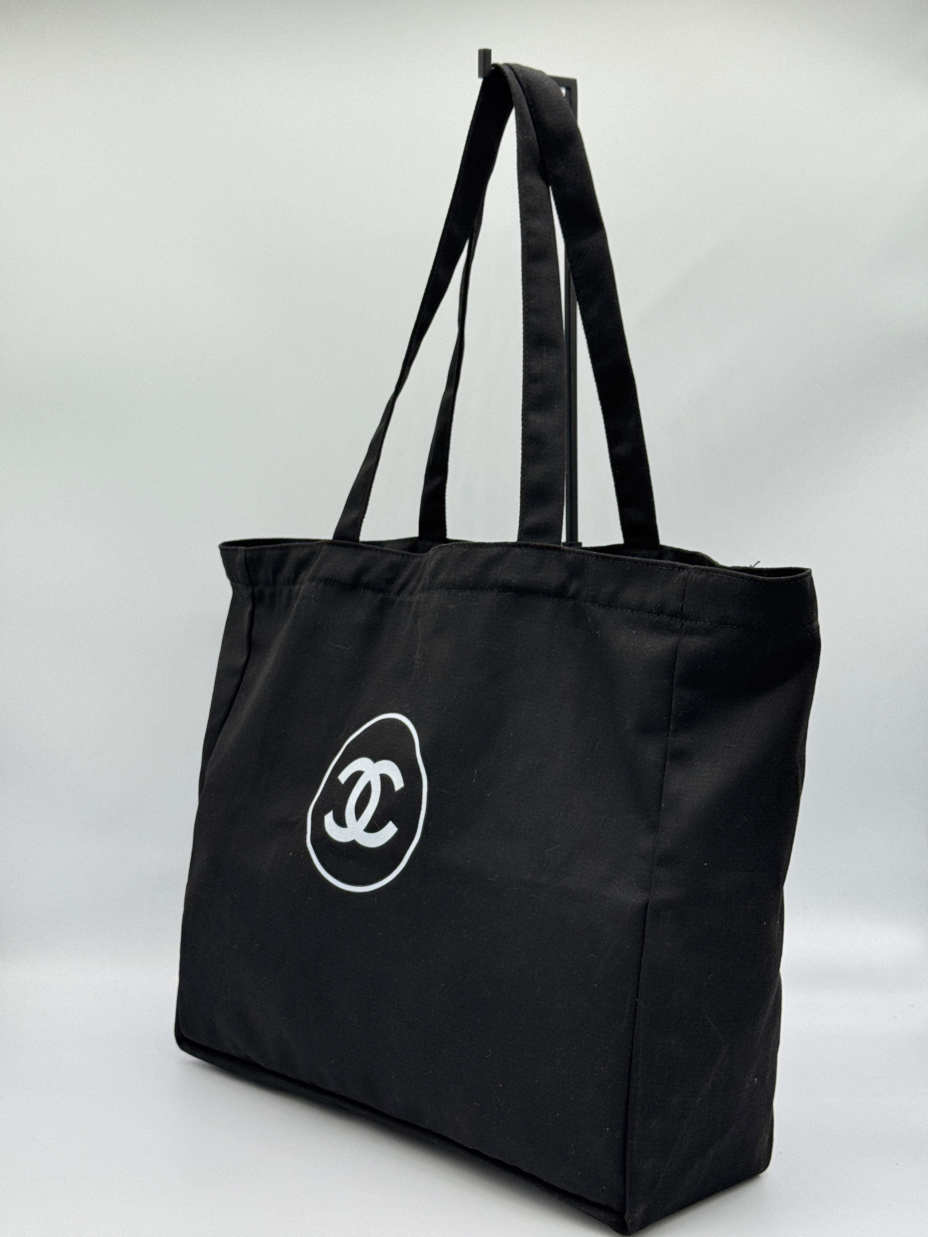 Chanel Tote Bag