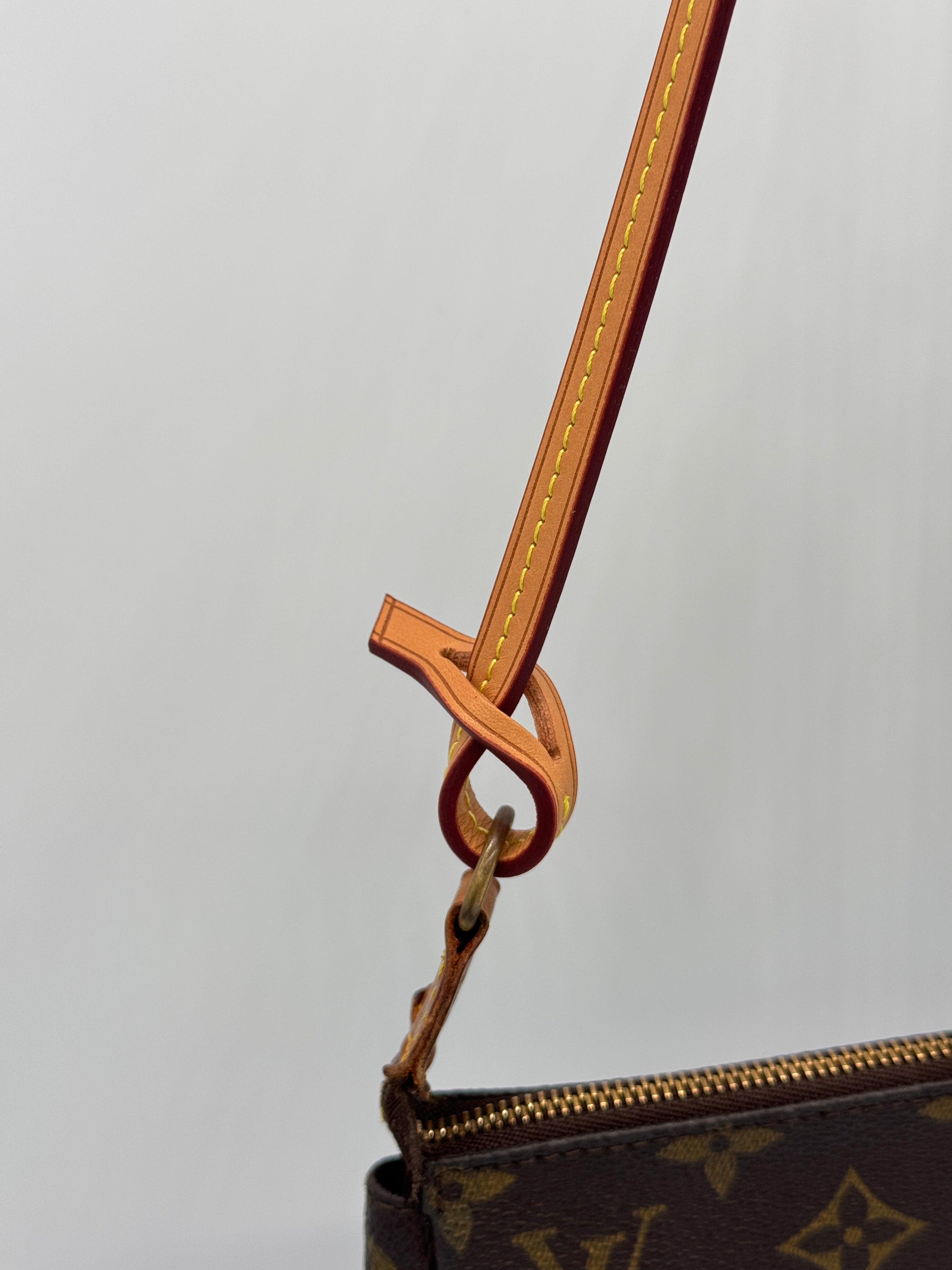 Vachetta shoulderstrap for Pochette Accessoires