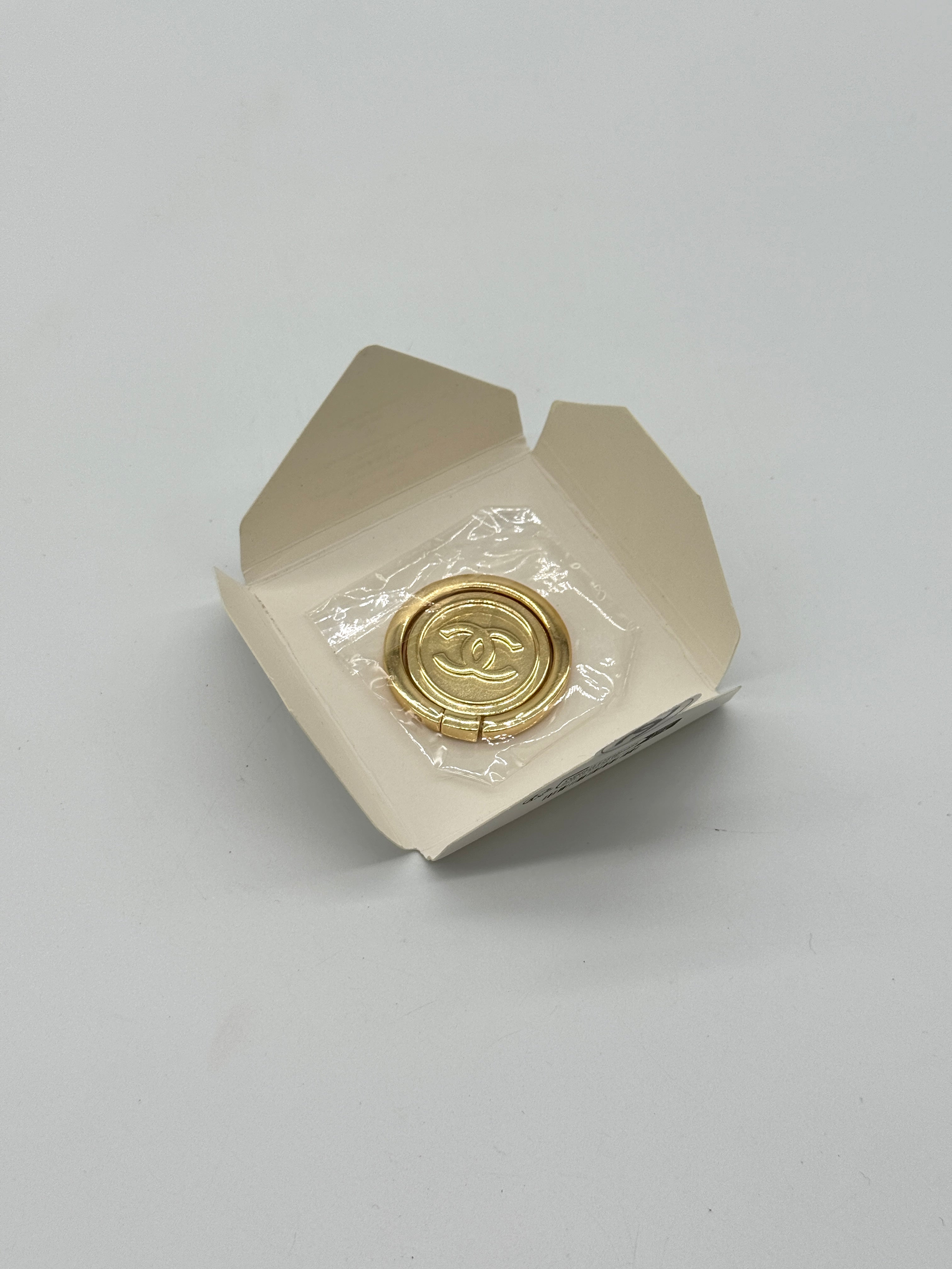 Chanel Phone Ring