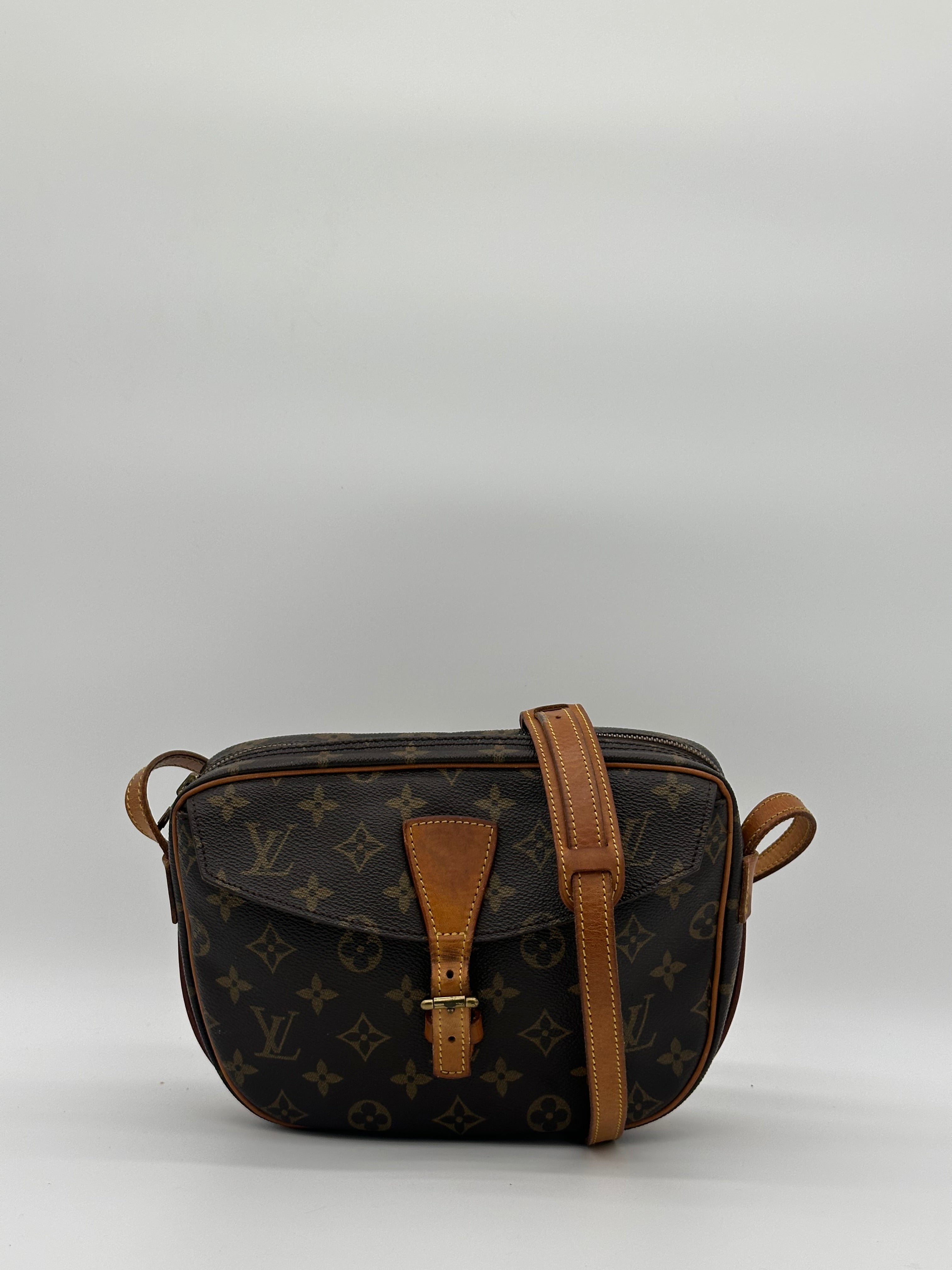 Louis Vuitton Jeune Fille MM
