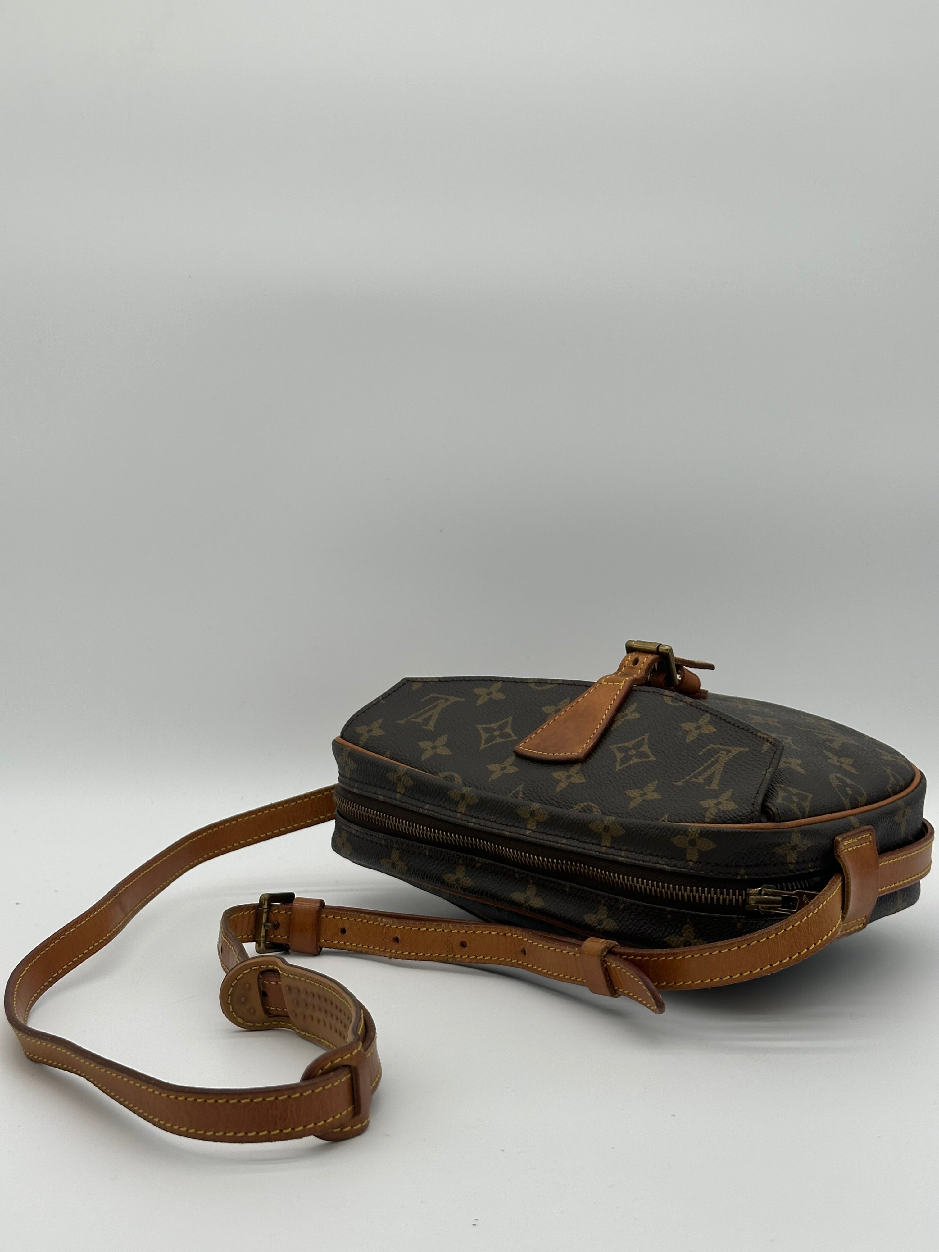 Louis Vuitton Jeune Fille MM