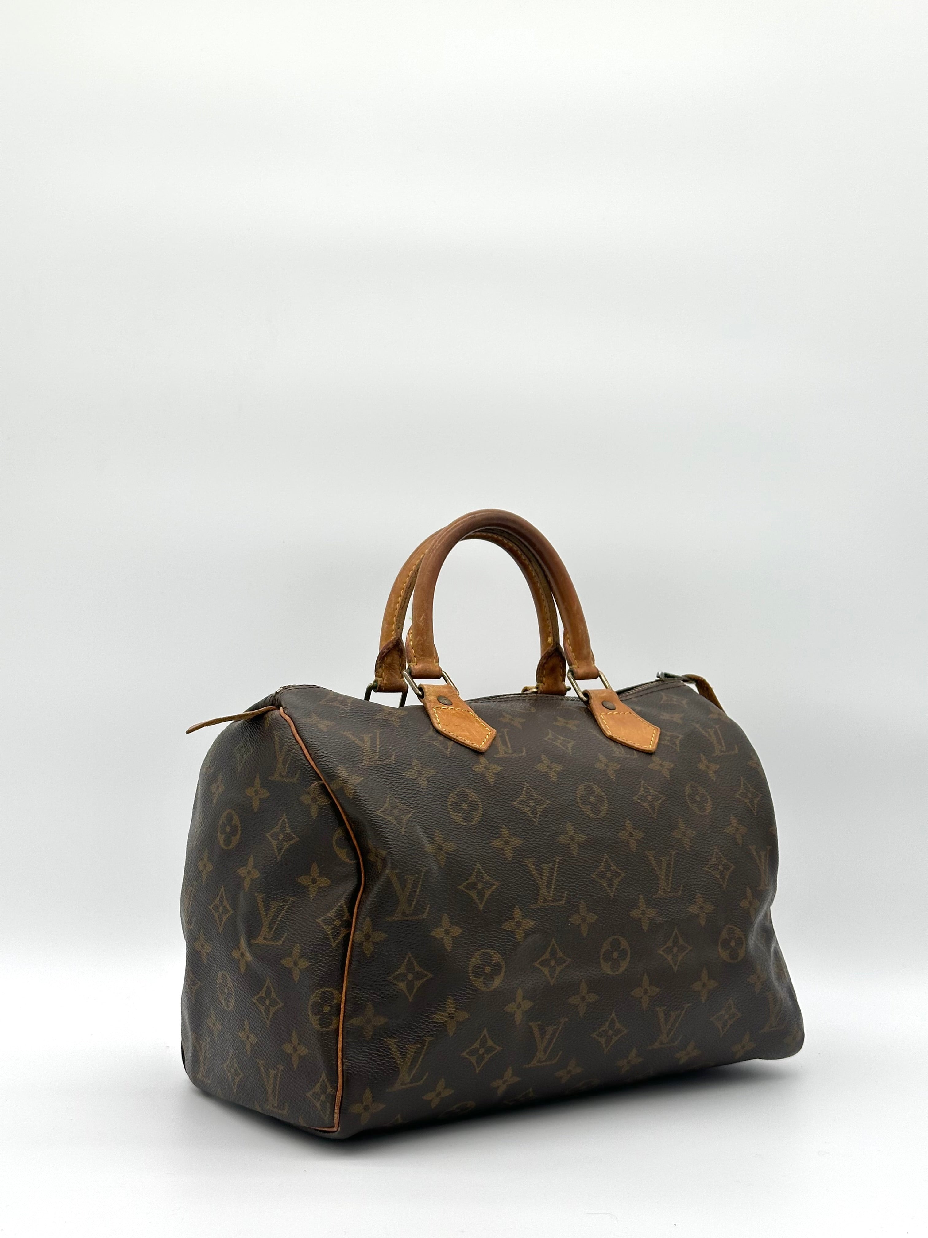Louis Vuitton Speedy 30