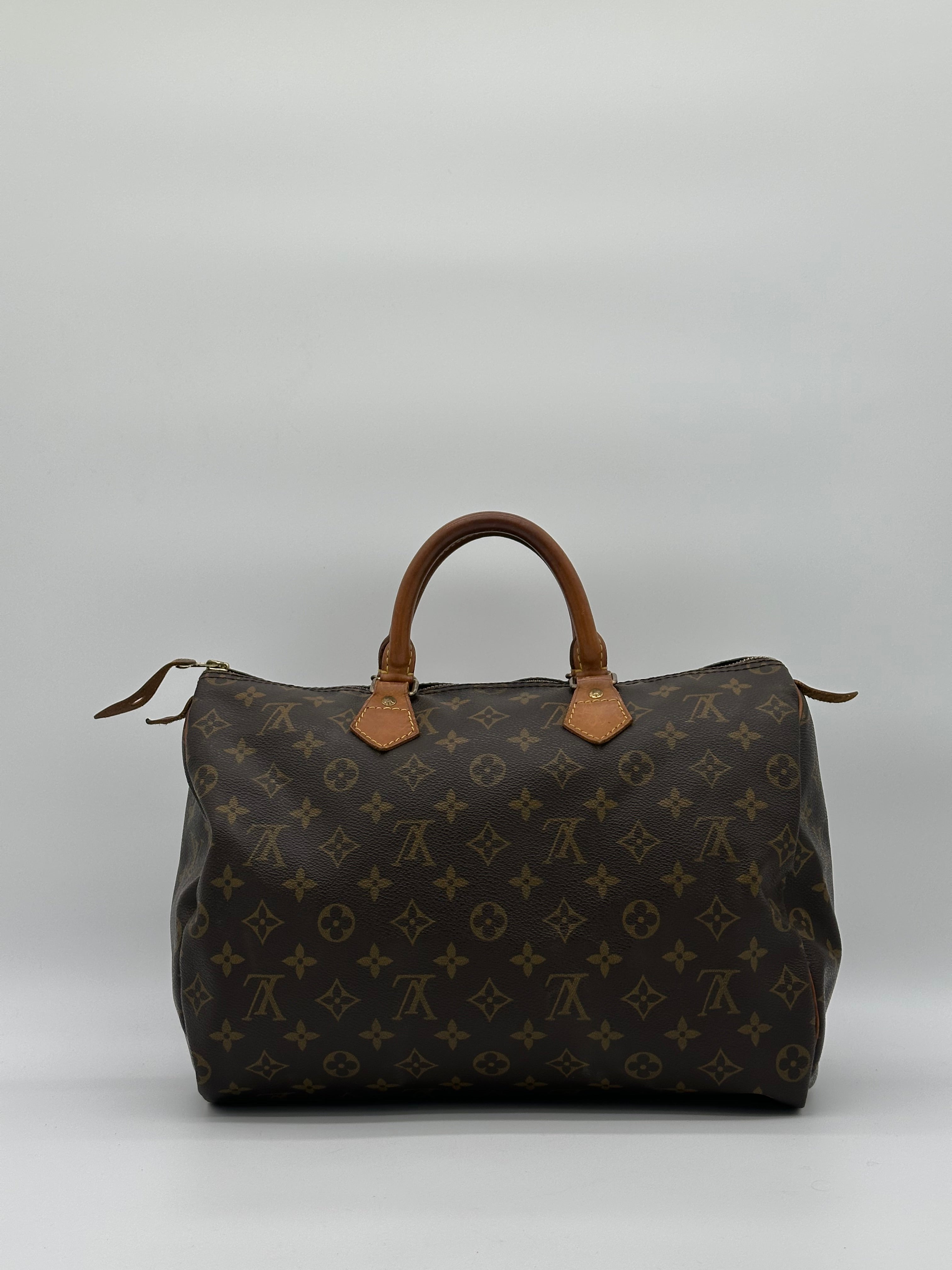 Louis Vuitton Speedy 35