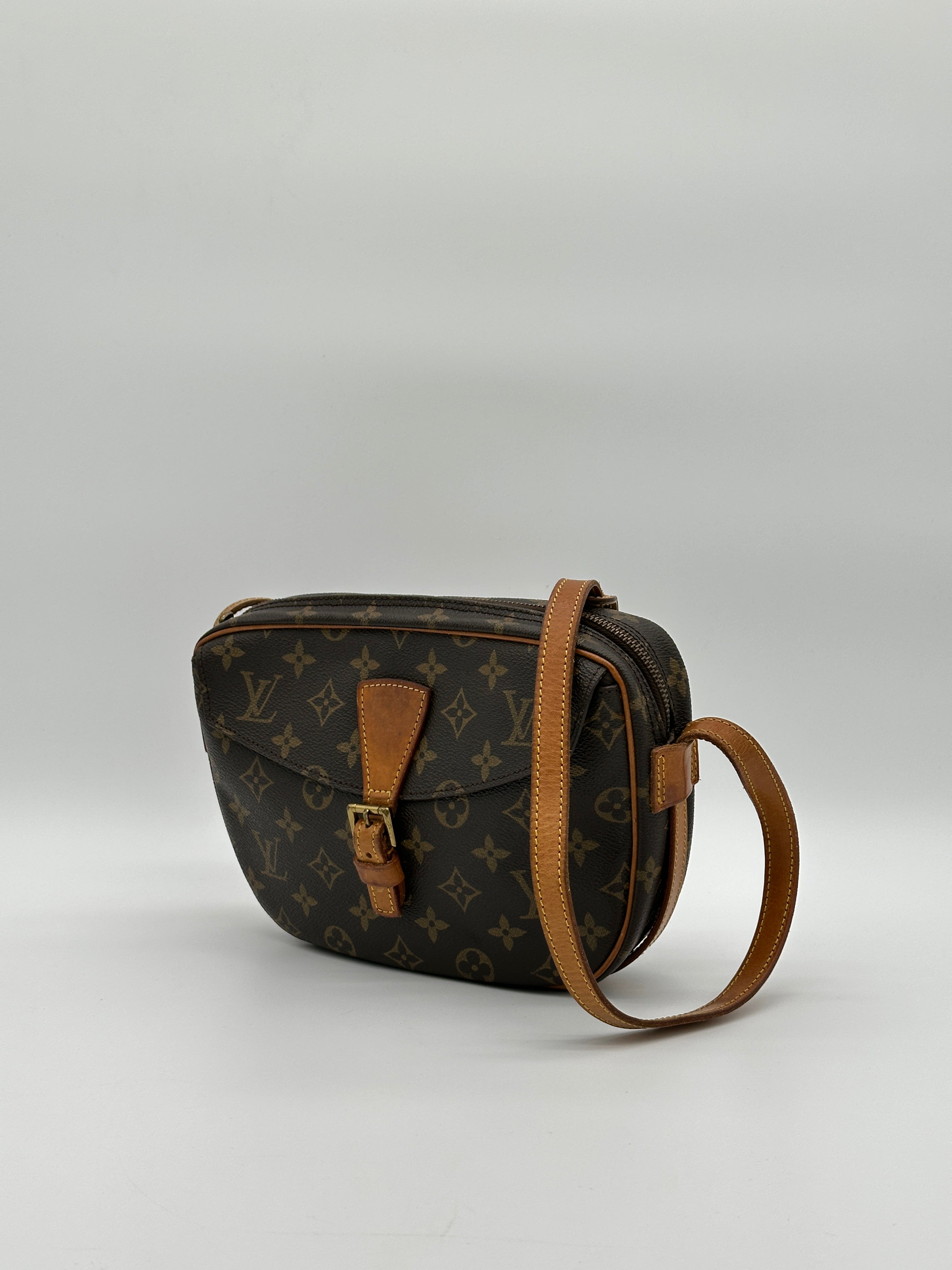 Louis Vuitton Jeune Fille MM