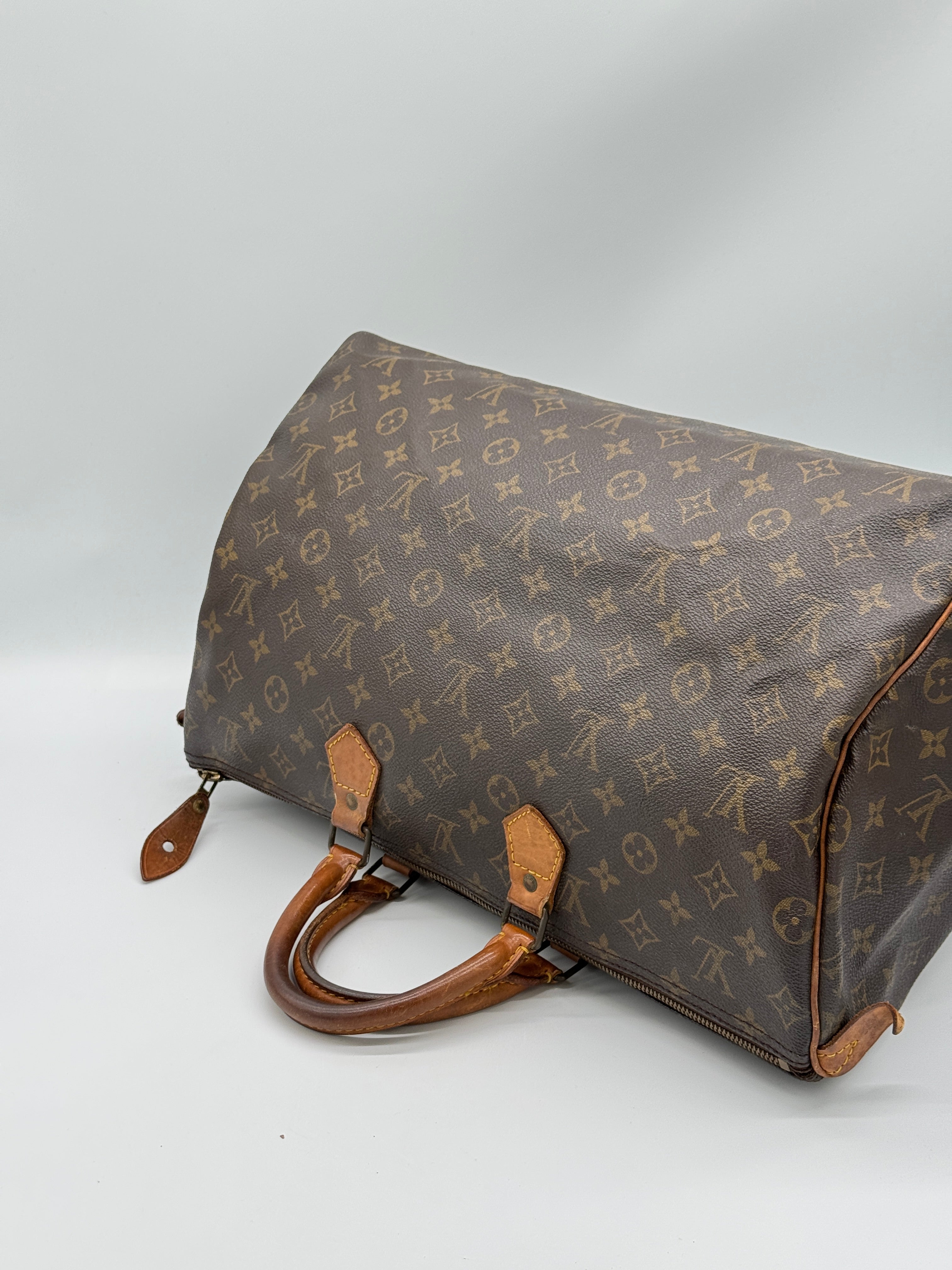 Louis Vuitton Speedy 40