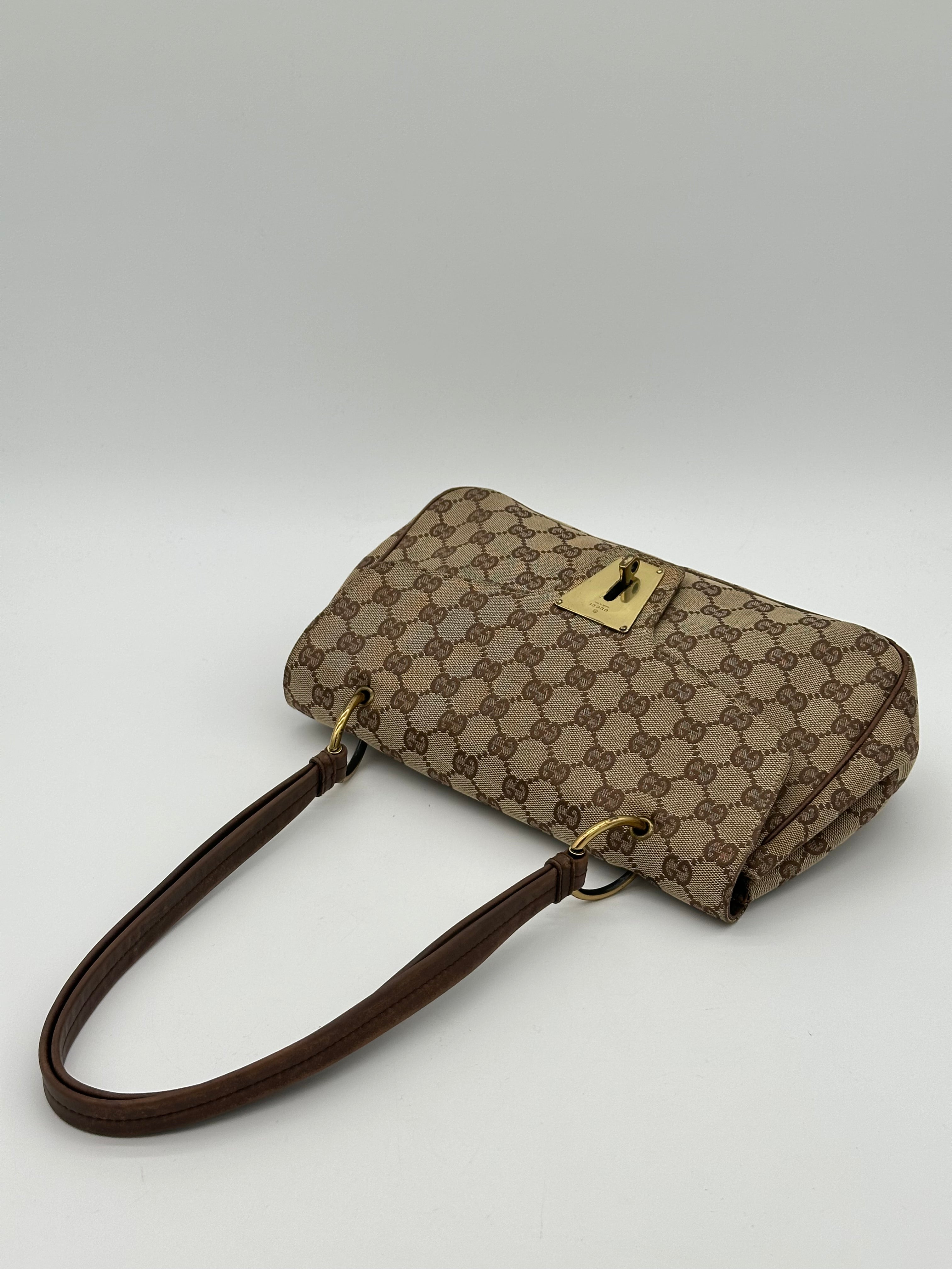 Gucci Canvas Shoulderbag
