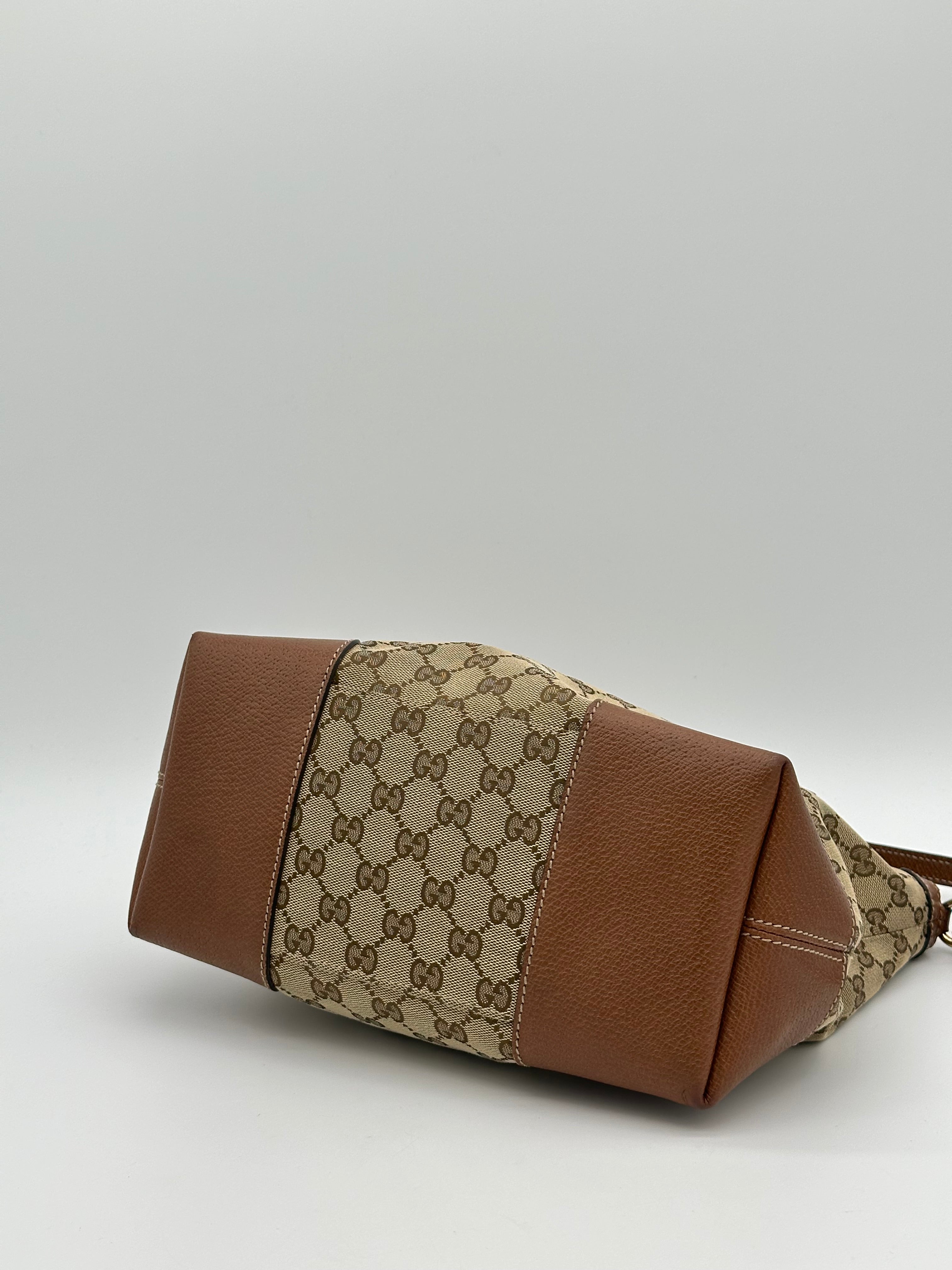 Gucci Bree Medium