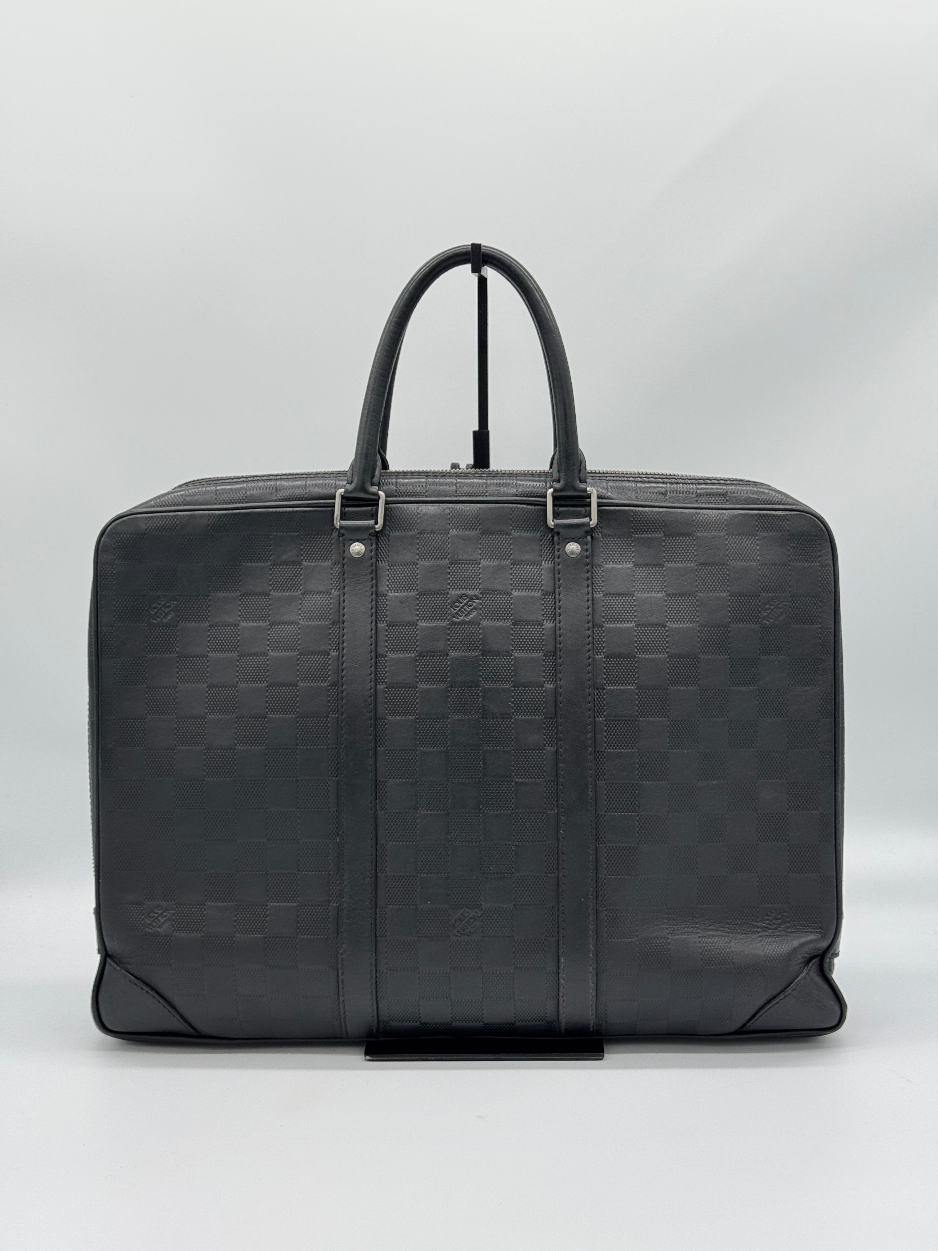 Louis Vuitton Porte Documents Voyage