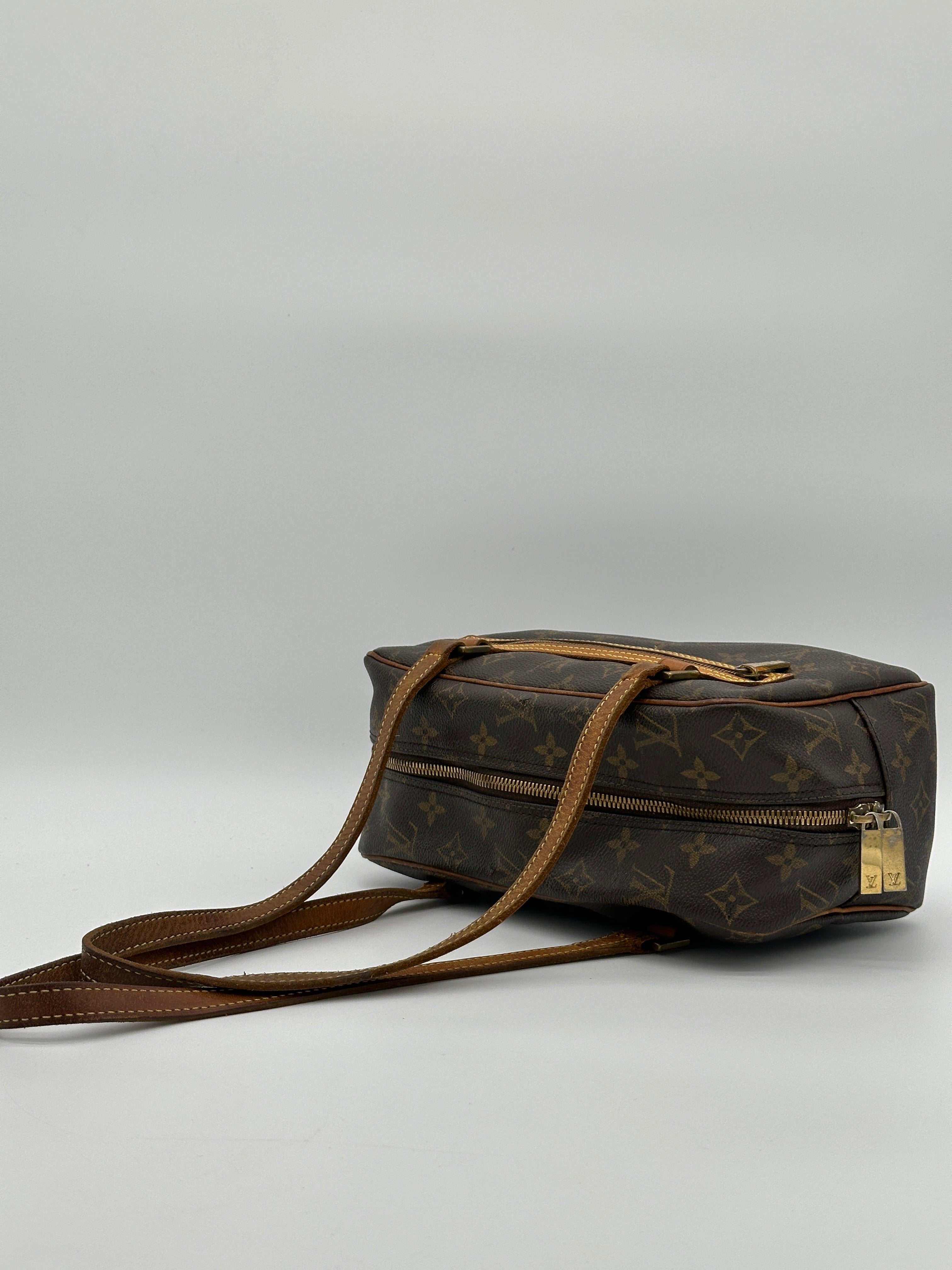 Louis Vuitton Cité MM