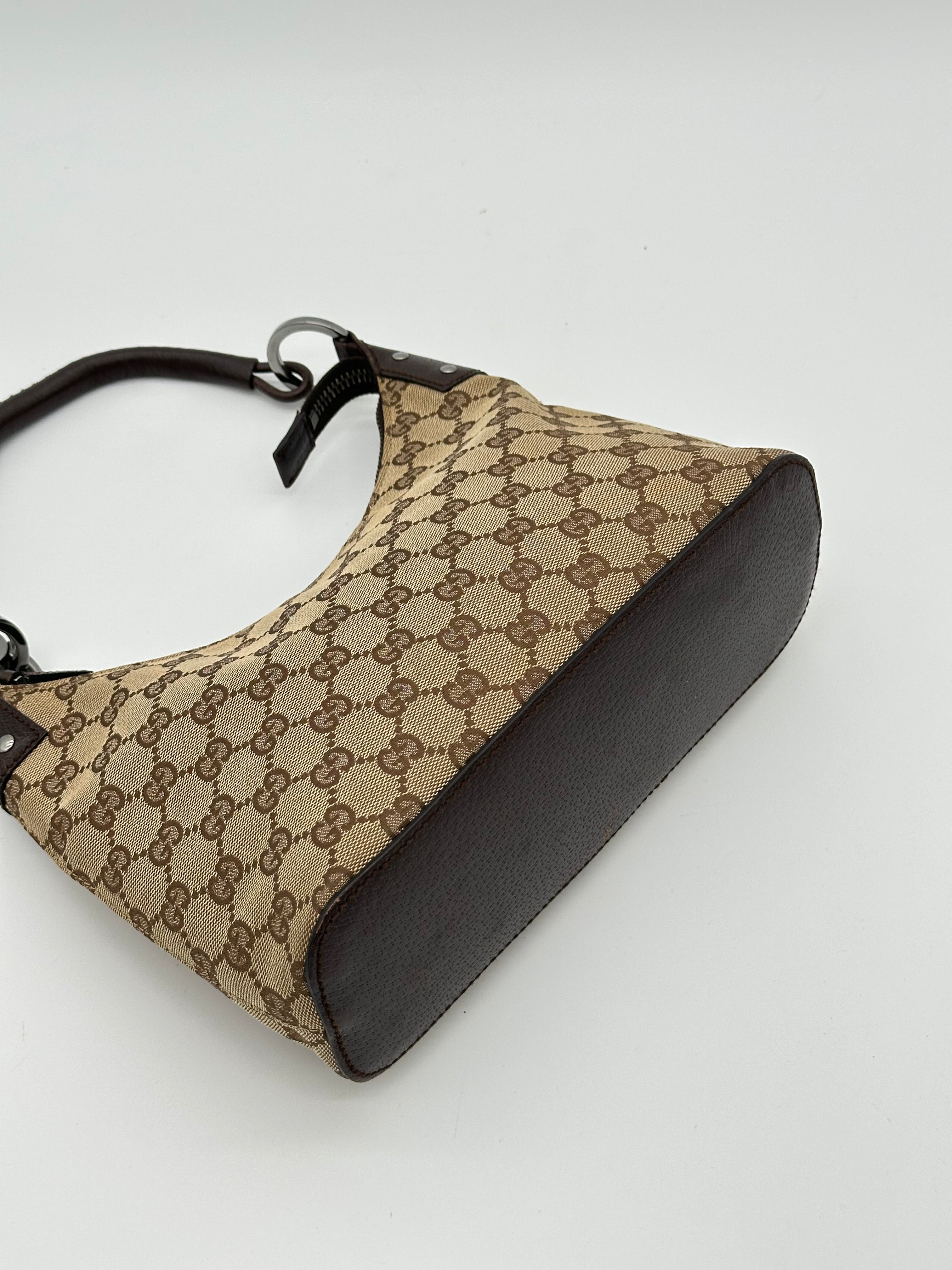 Gucci Lock Canvas