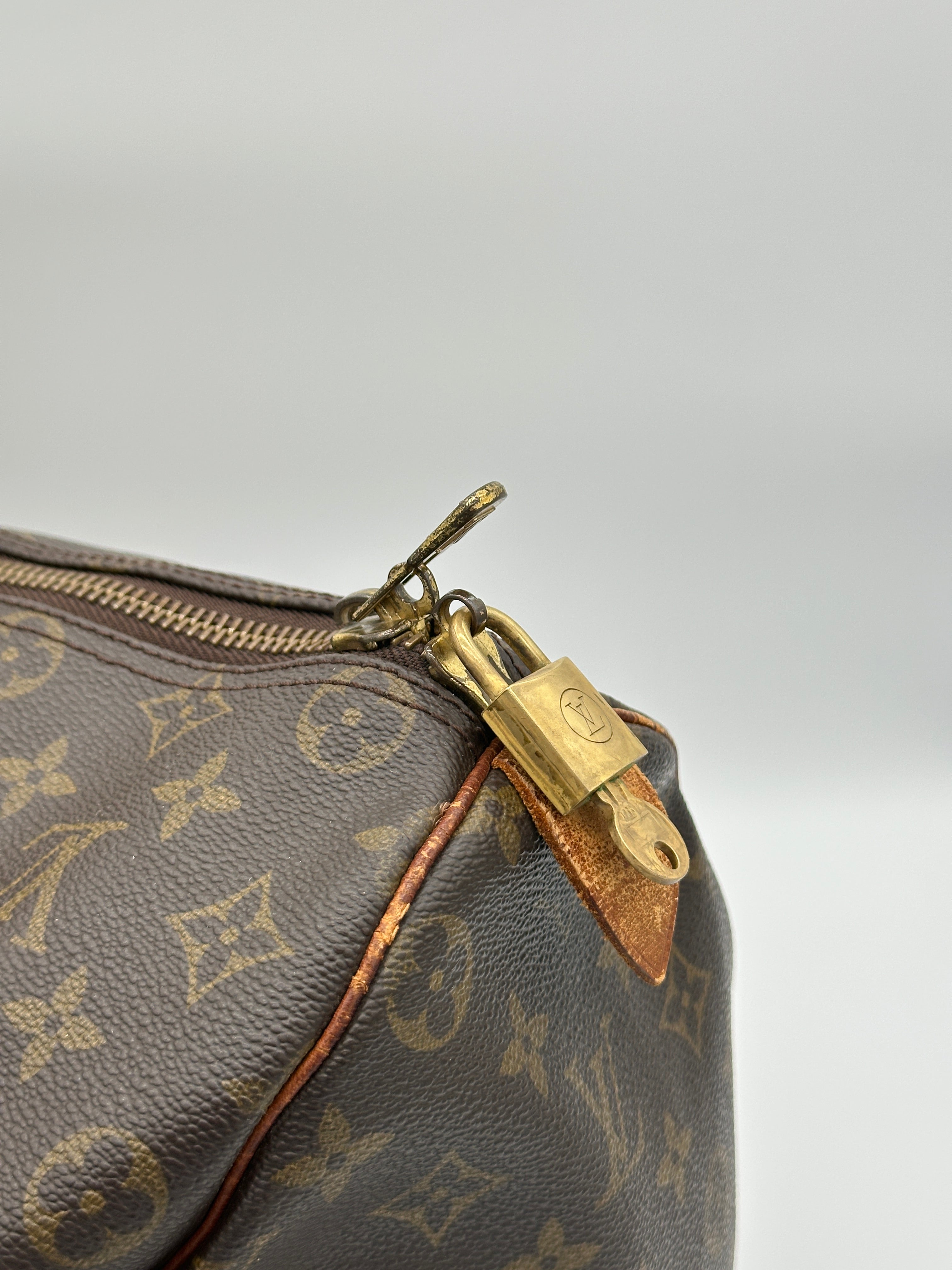 Louis Vuitton Keepall 50