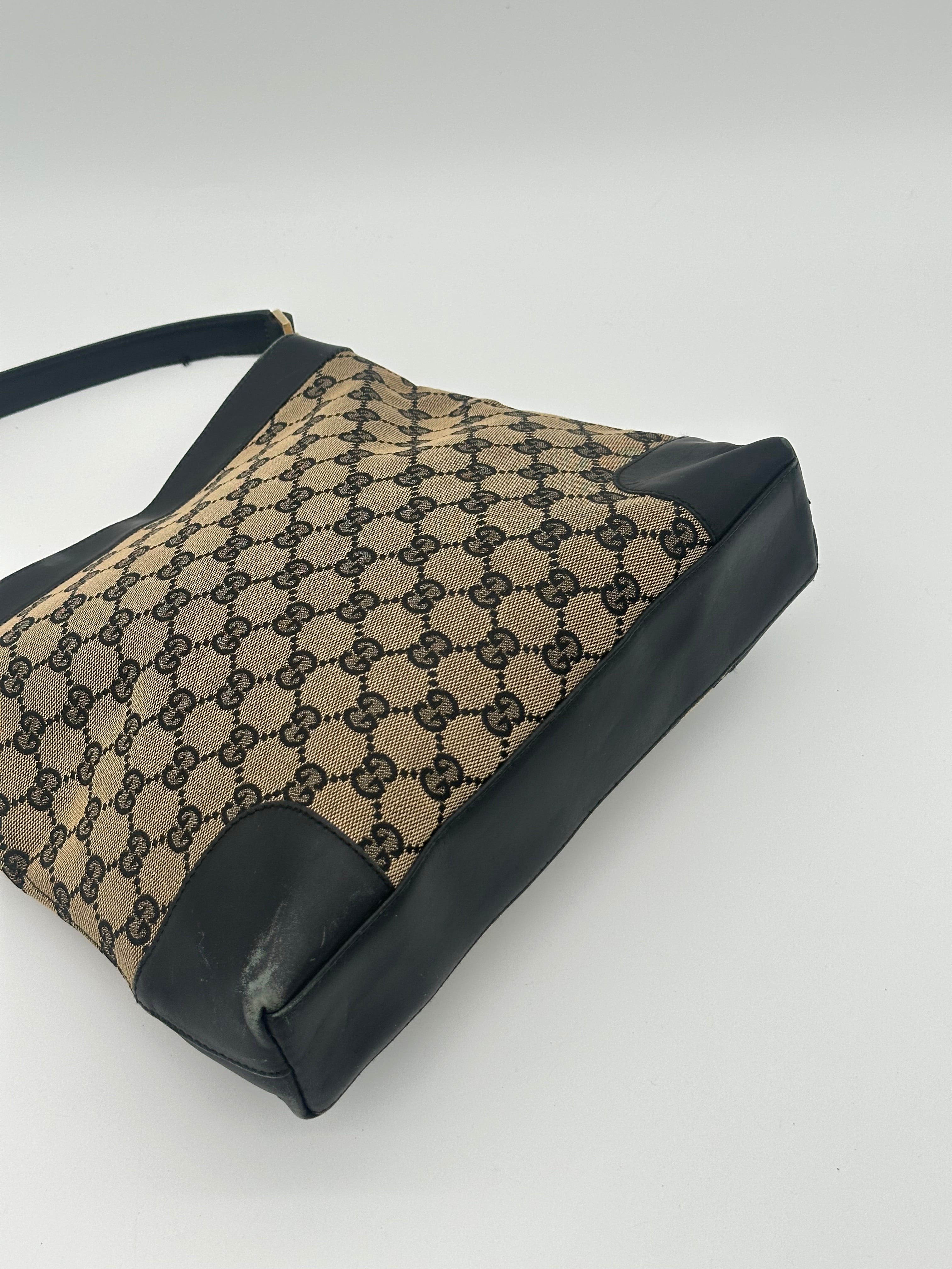 Gucci Canvas Shoulderbag