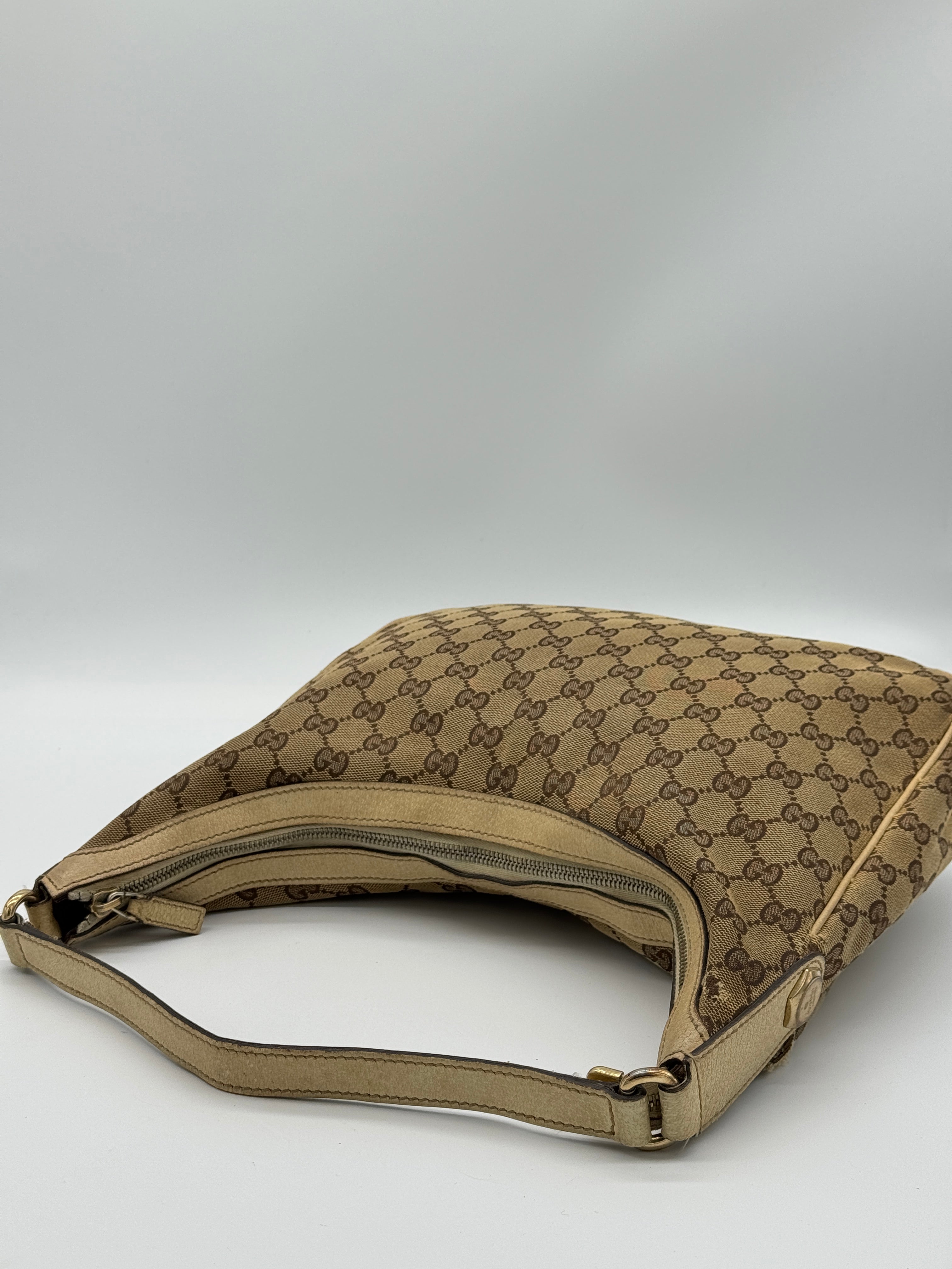 Gucci Charmy Hobo