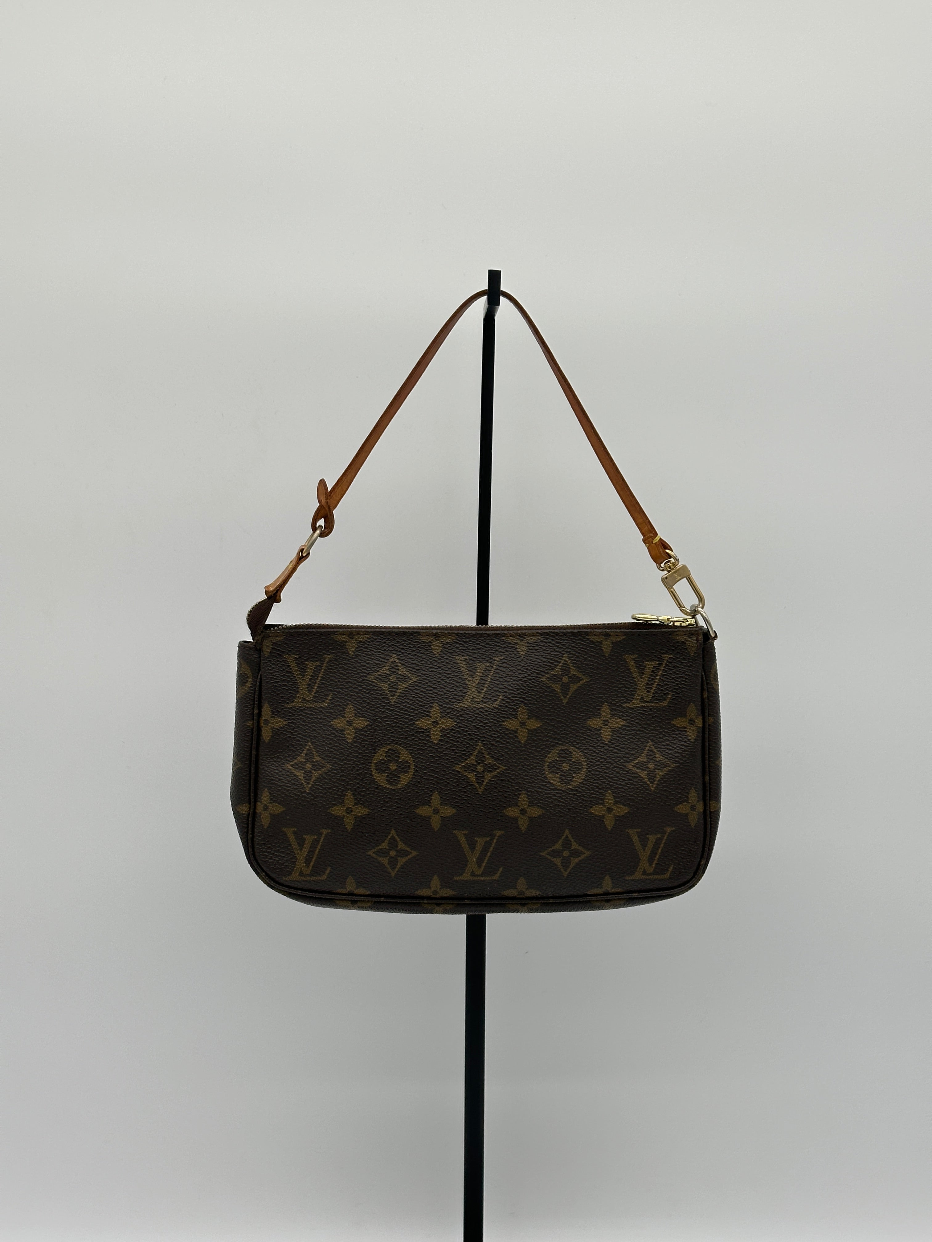 Louis Vuitton Pochette Accessoires