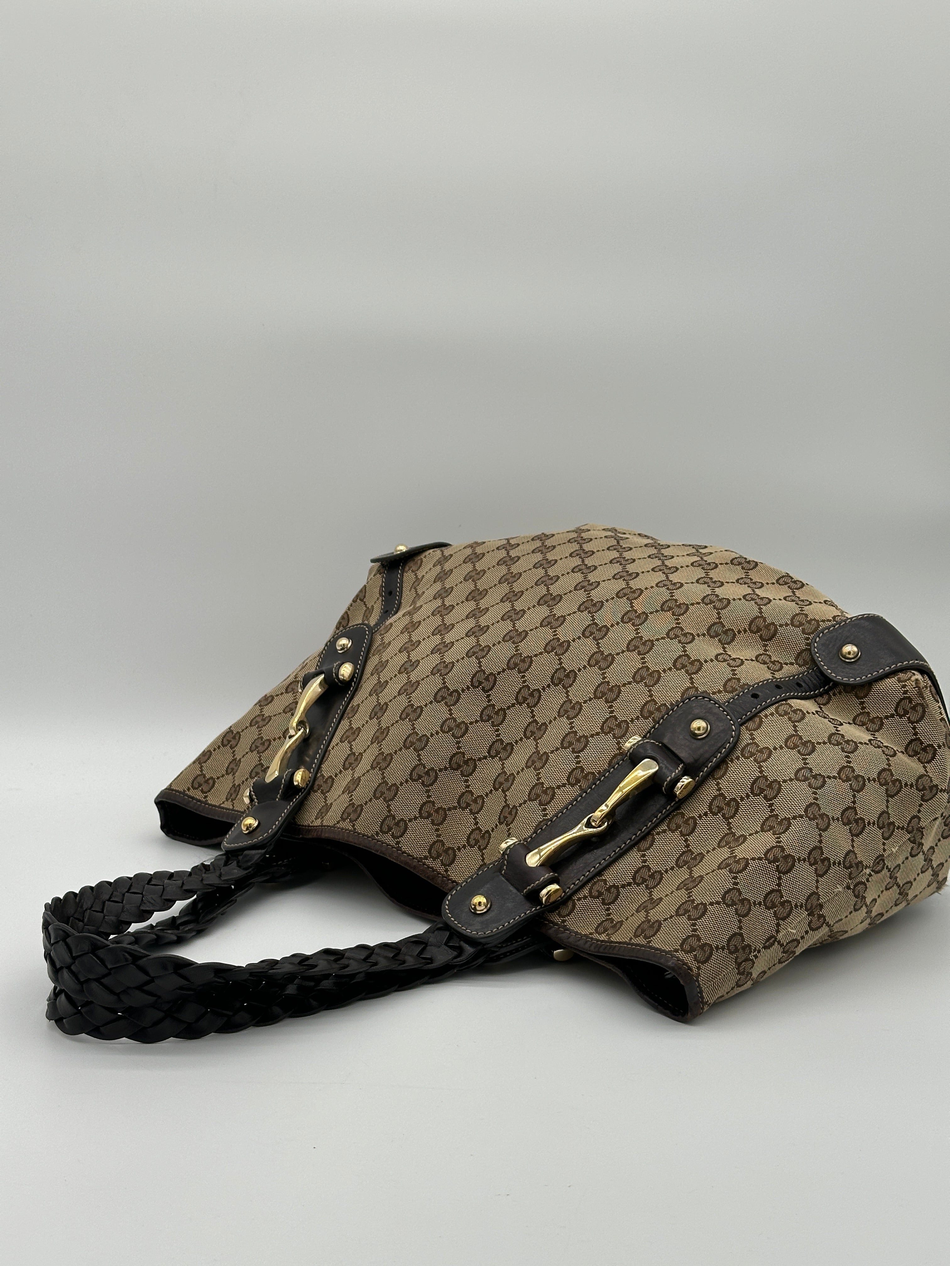 Gucci Pelham Canvas