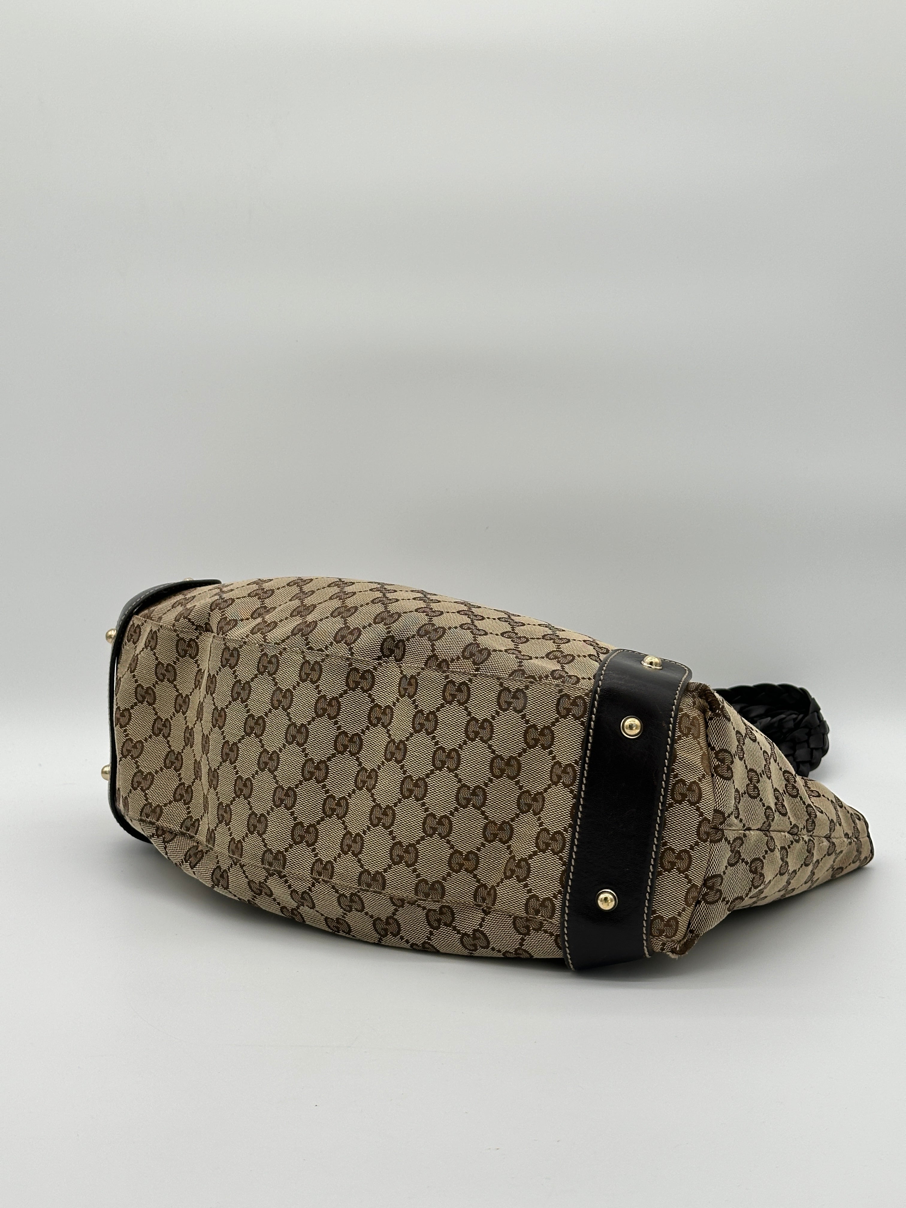 Gucci Pelham Canvas