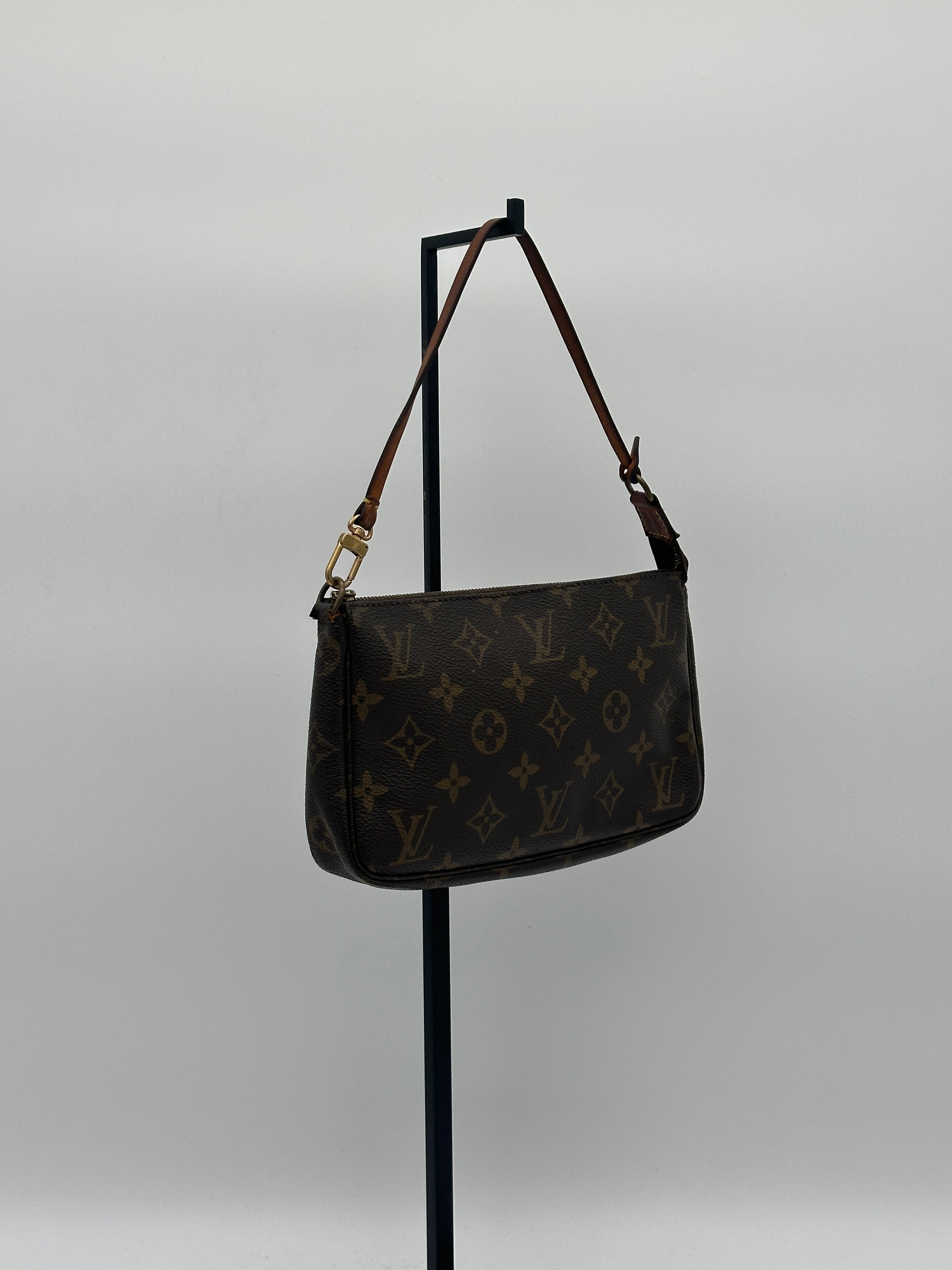 Louis Vuitton Pochette Accessoires