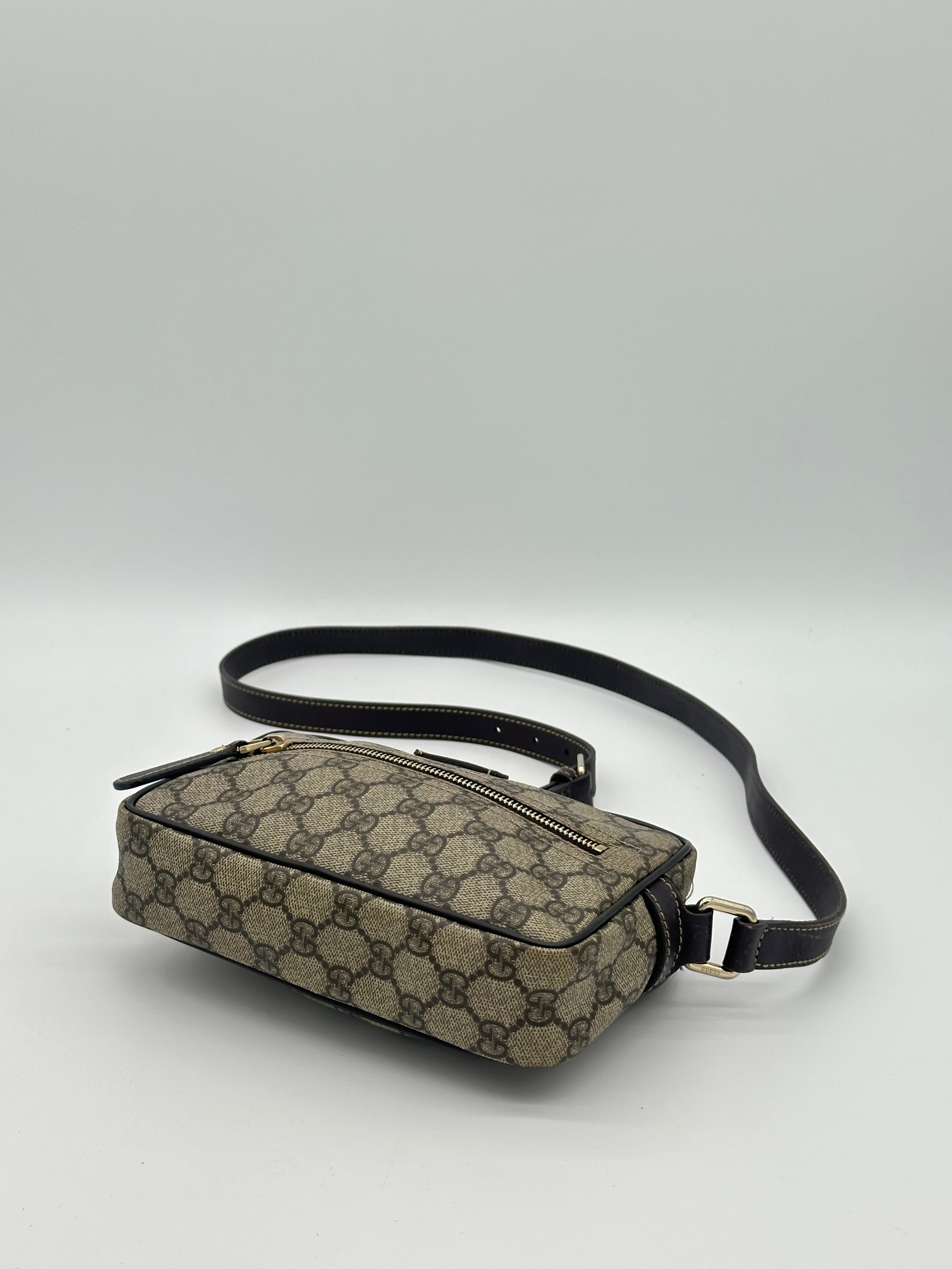 Gucci Supreme Messenger