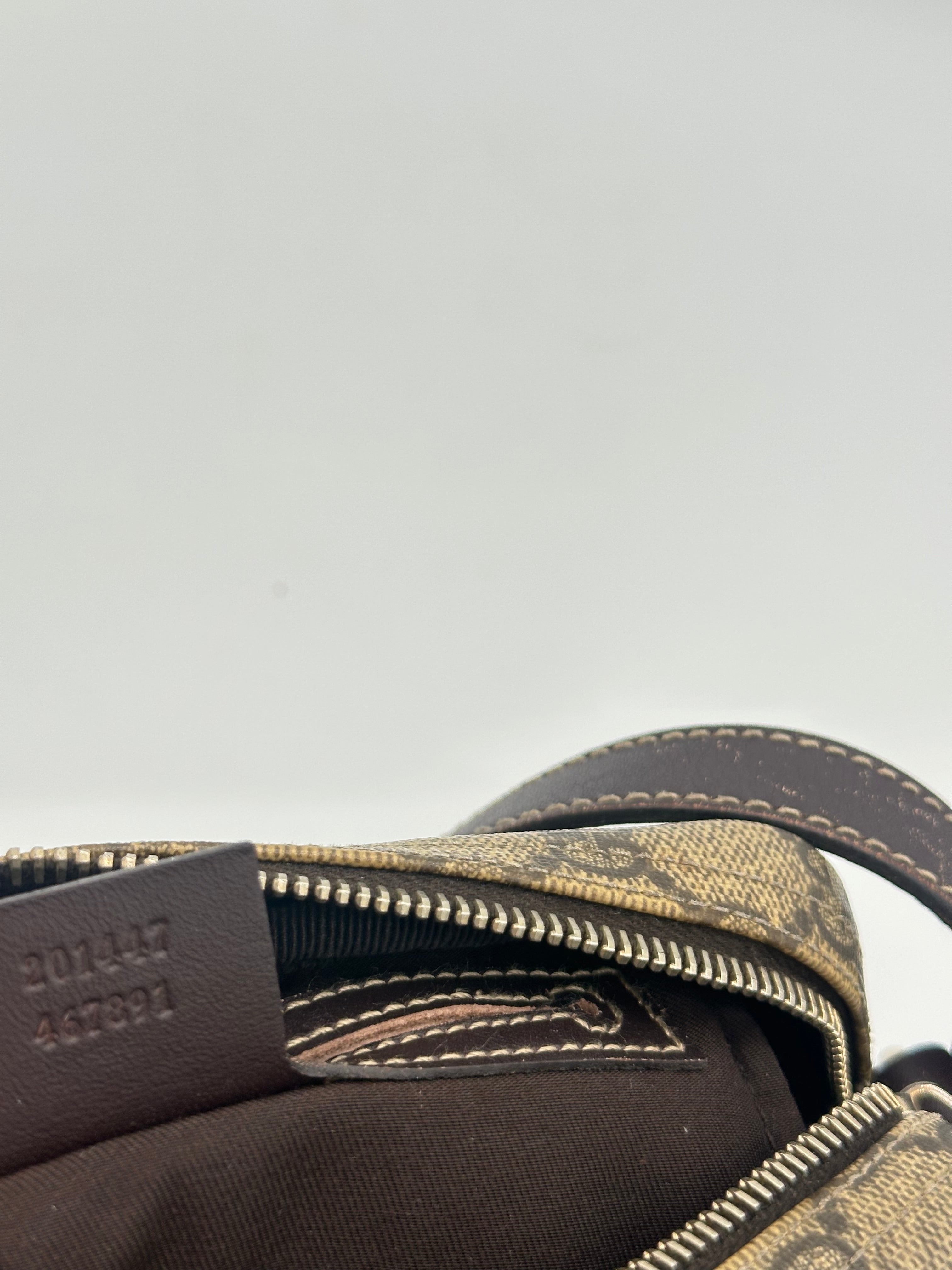 Gucci Supreme Messenger
