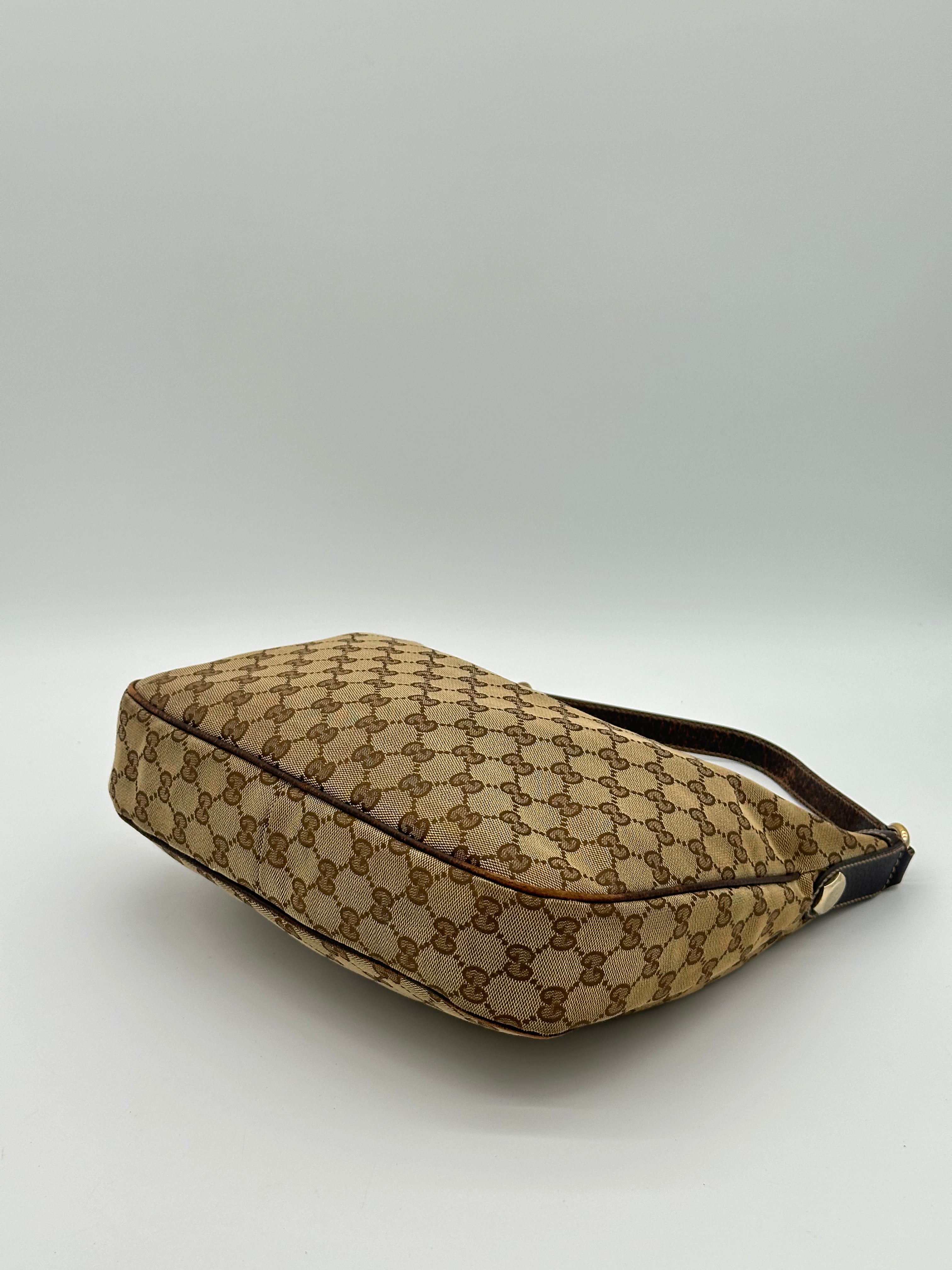 Gucci Charmy Hobo