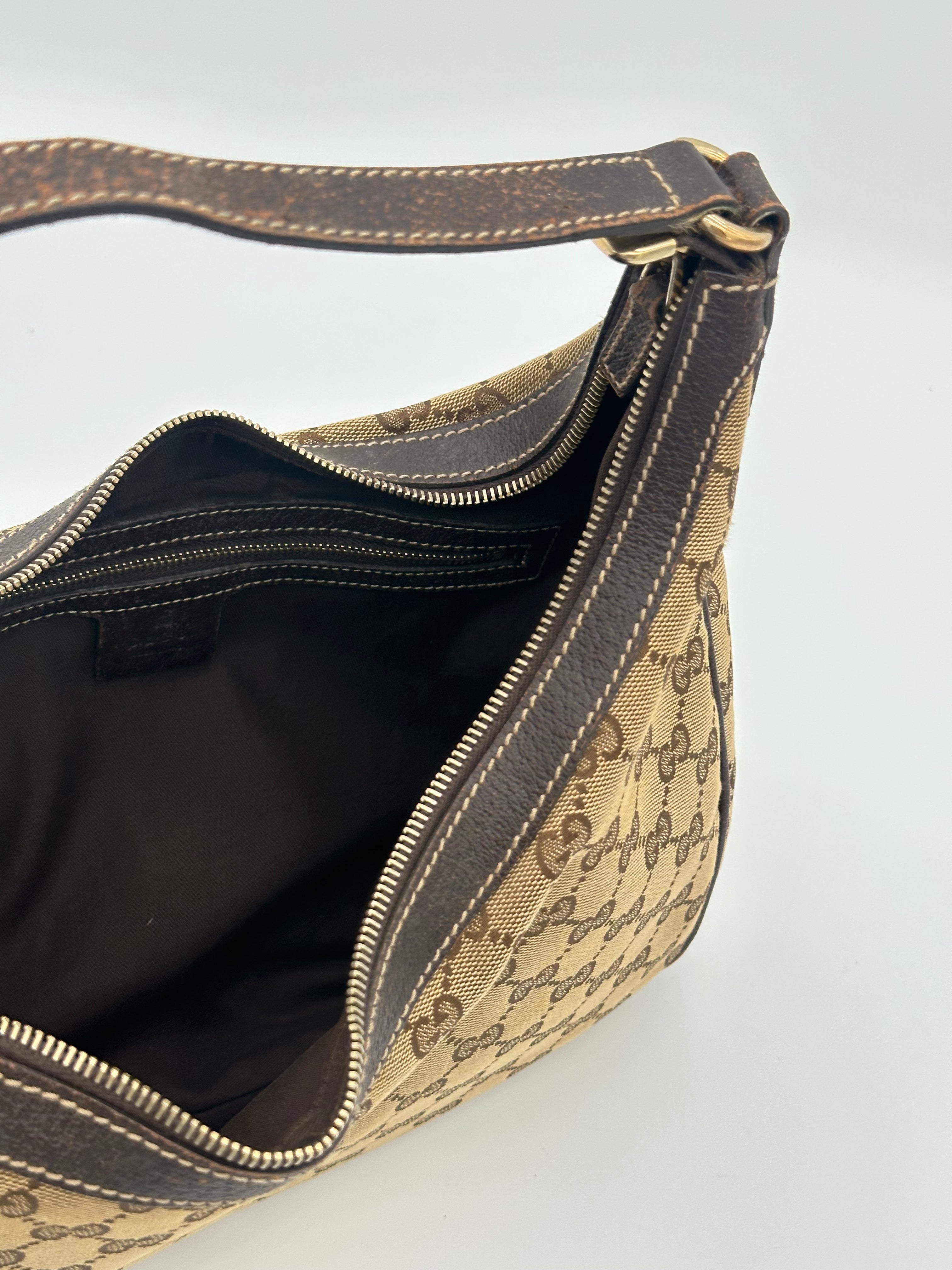 Gucci Charmy Hobo