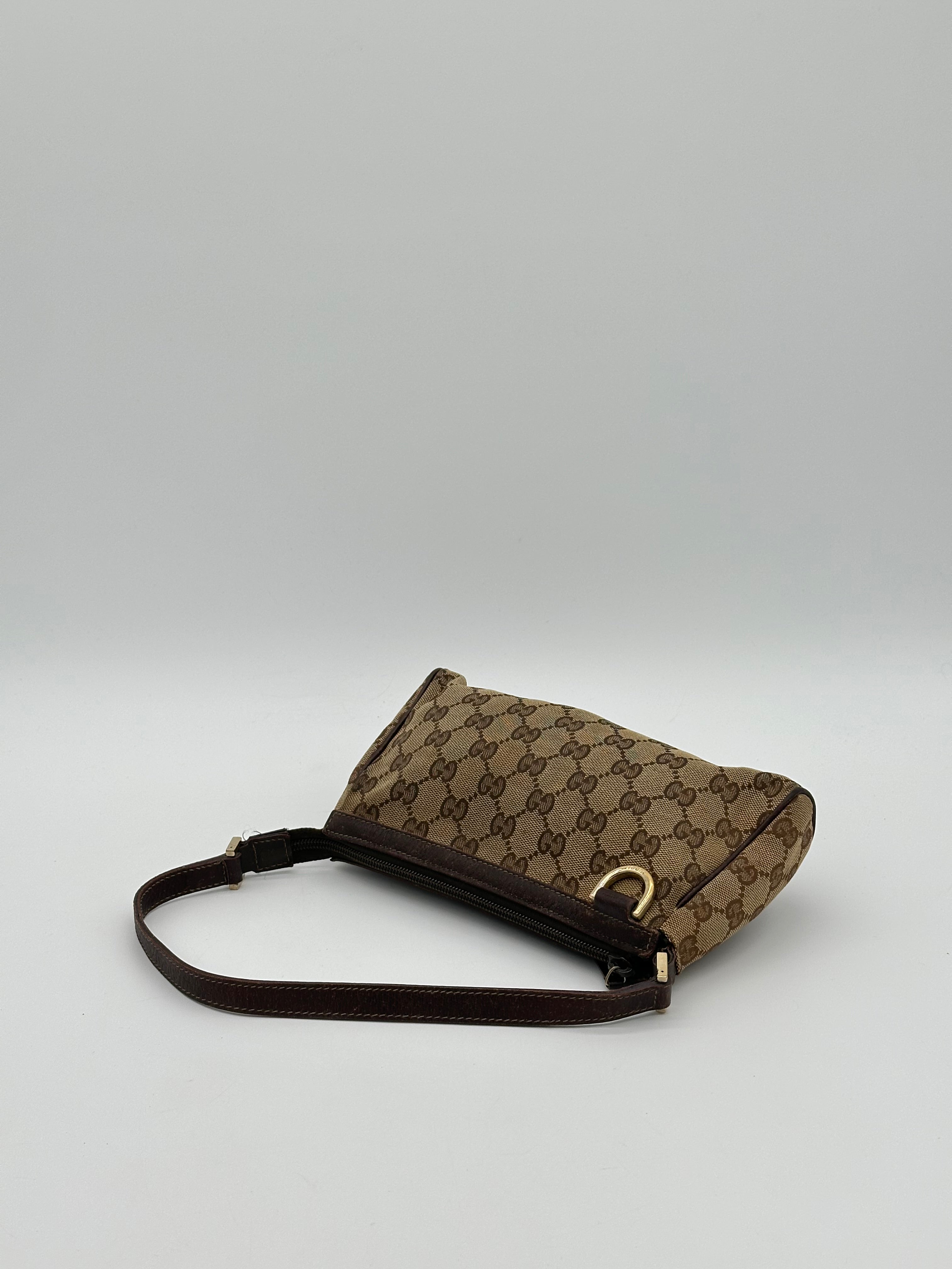 Gucci D-Ring Pochette