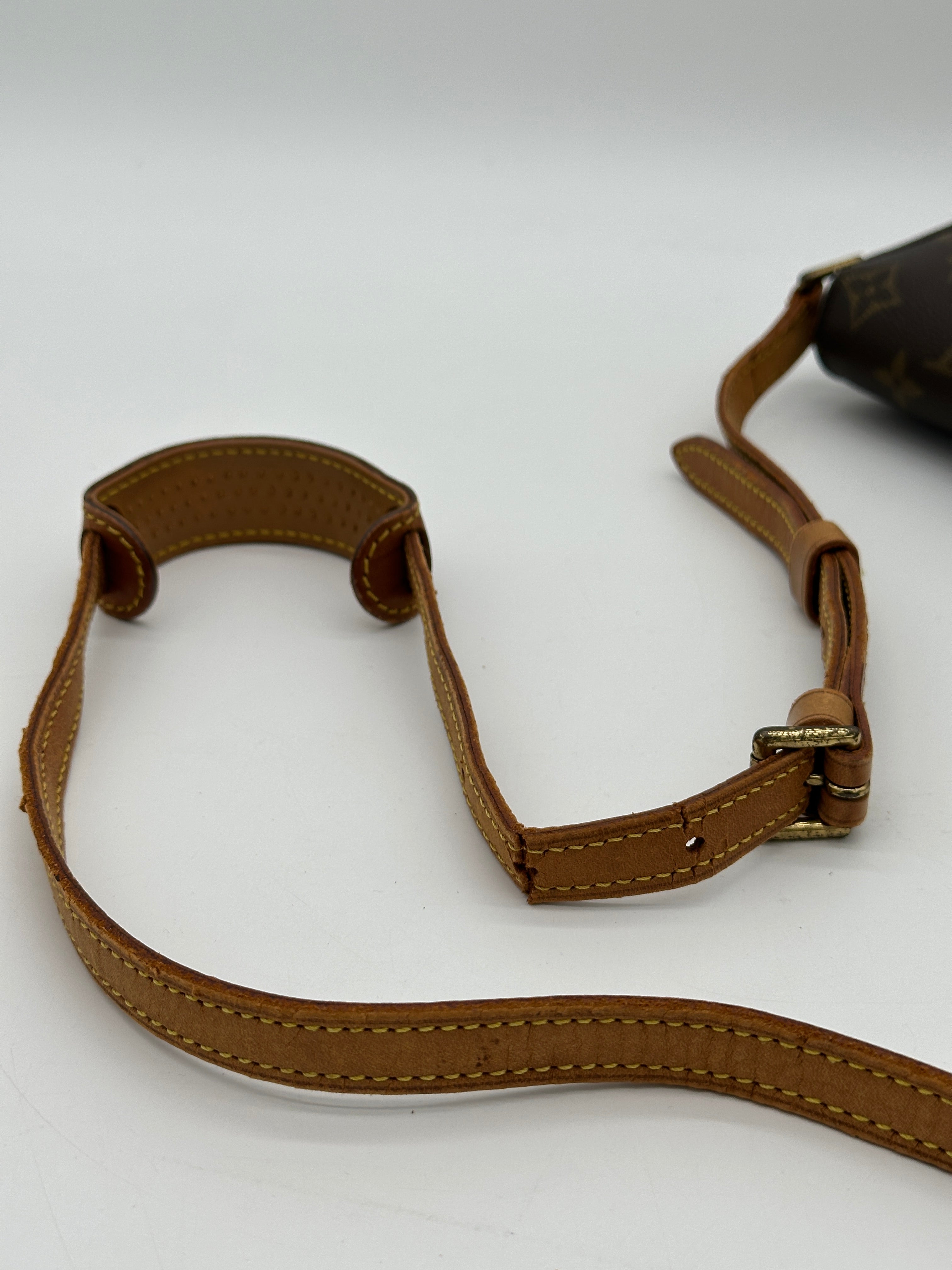 Louis Vuitton Chantilly PM