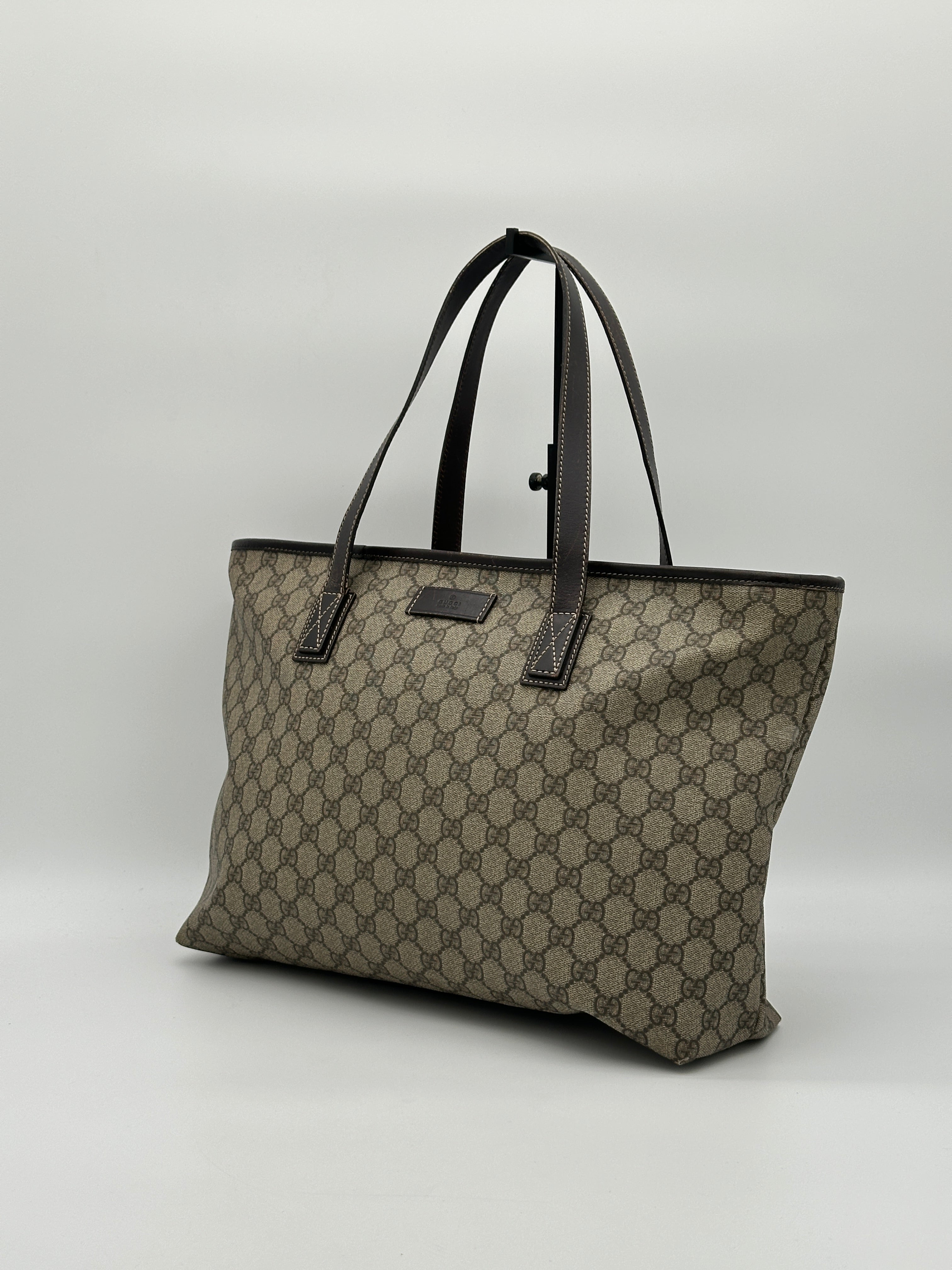 Gucci GG Supreme Tote Bag