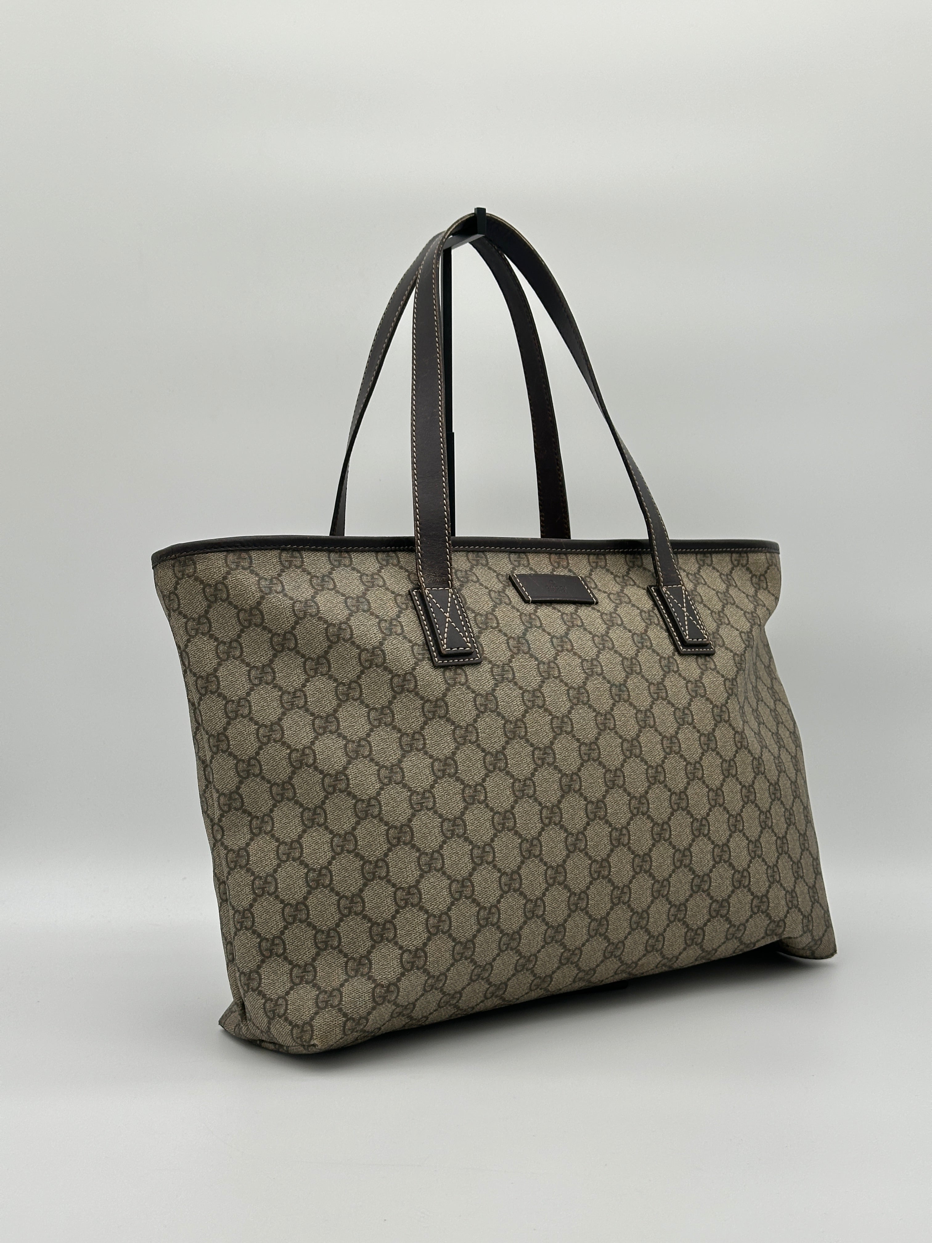 Gucci GG Supreme Tote Bag