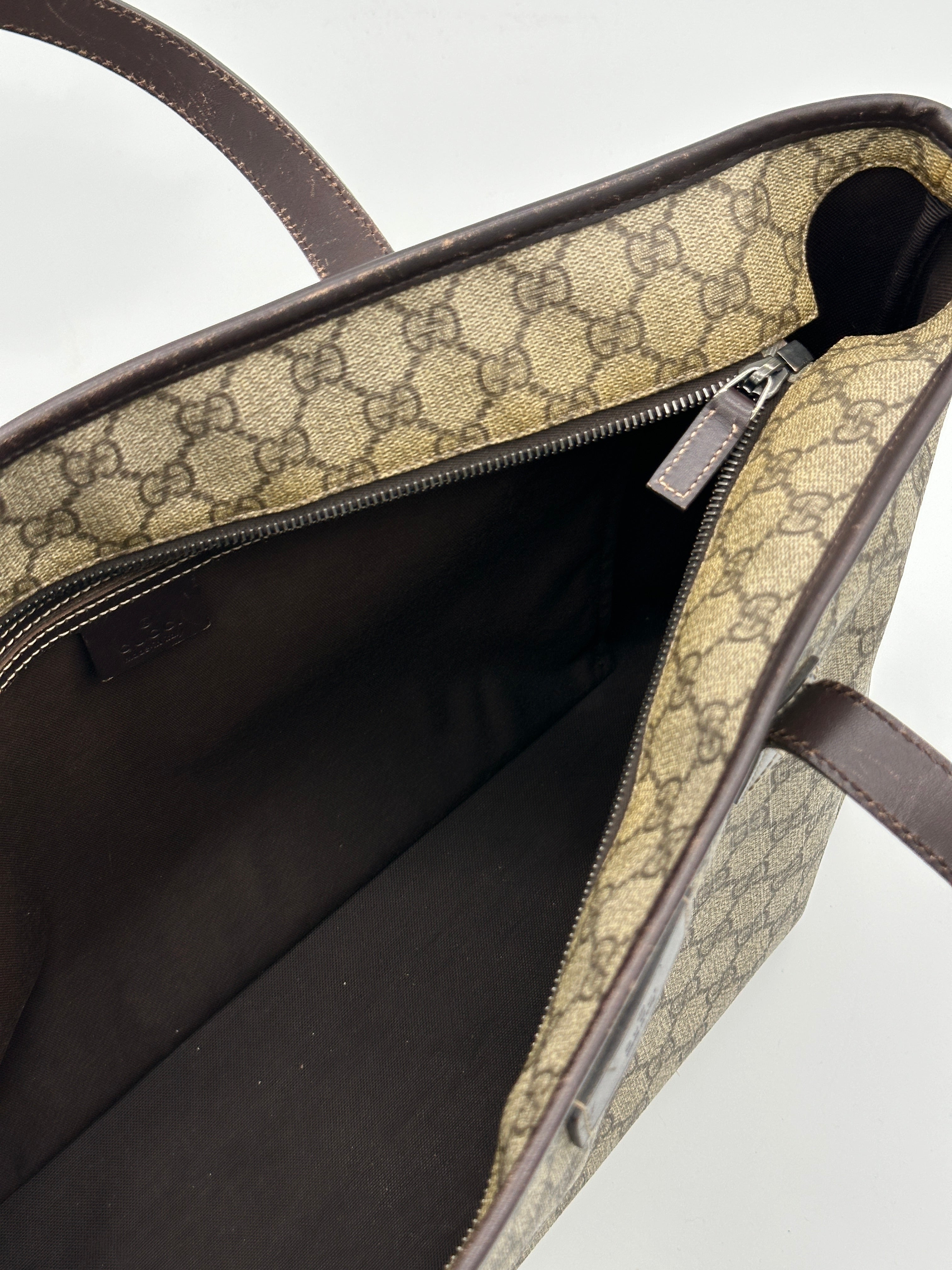 Gucci GG Supreme Tote Bag