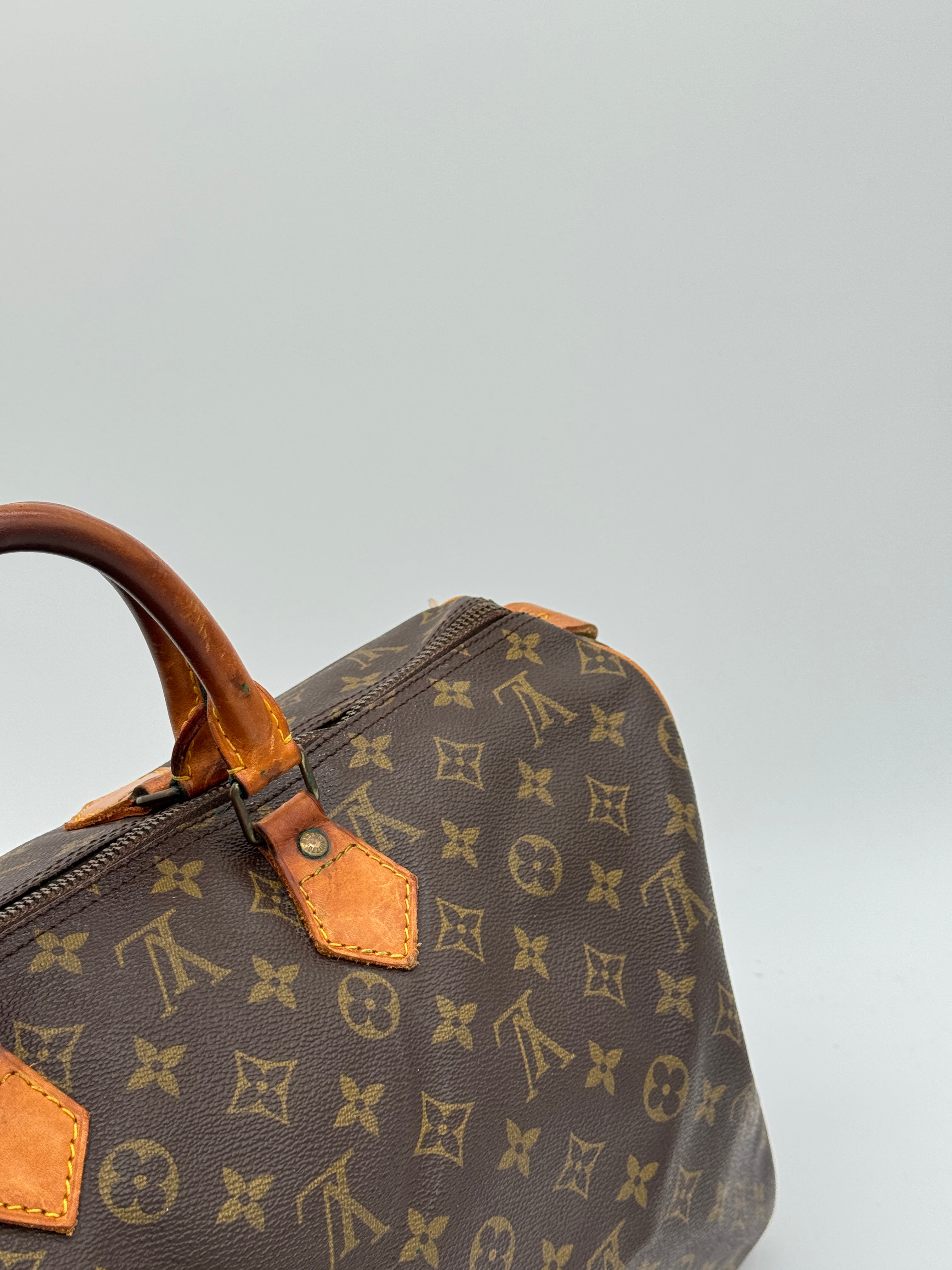 Louis Vuitton Speedy 40