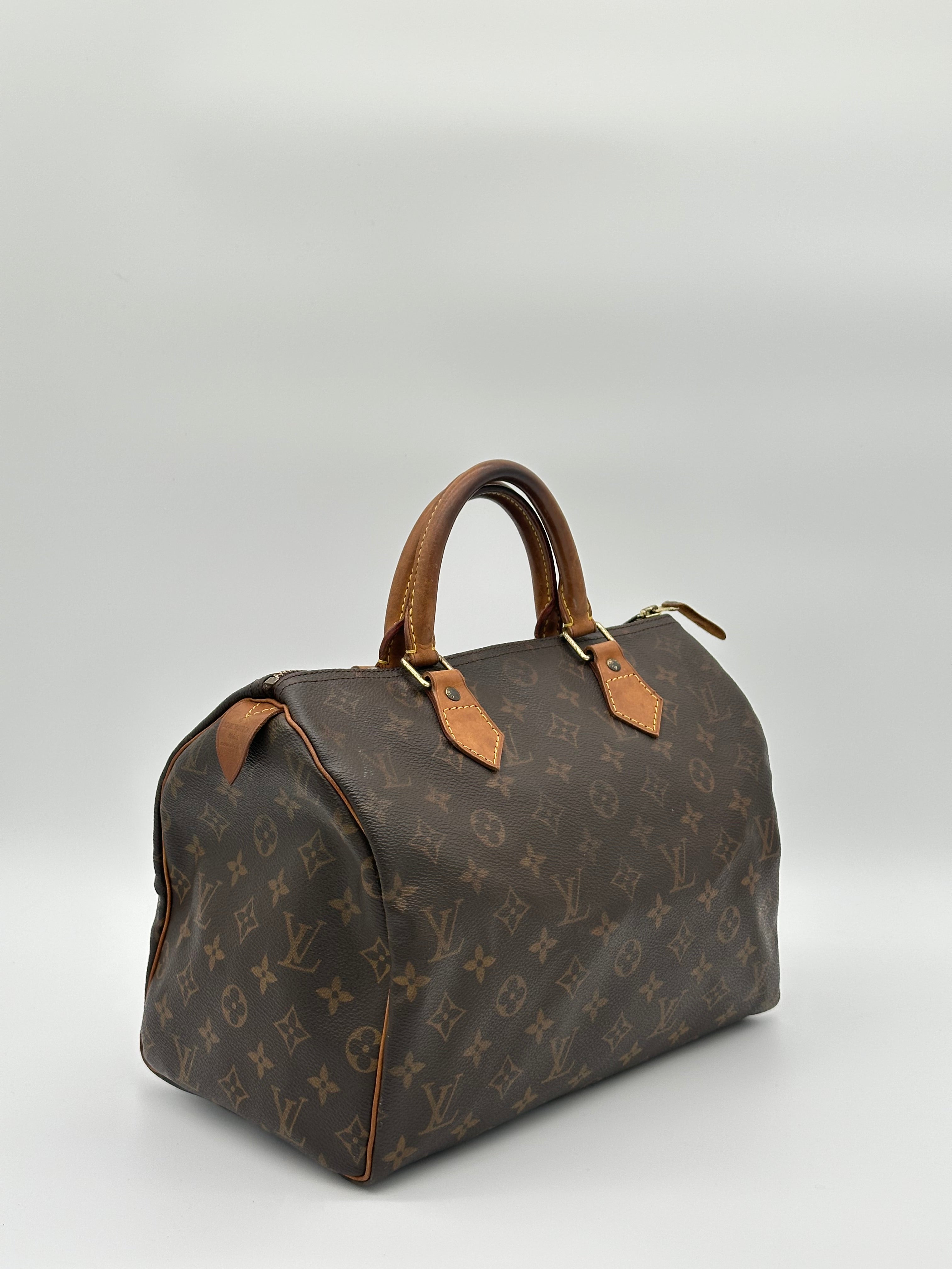 Louis Vuitton Speedy 30