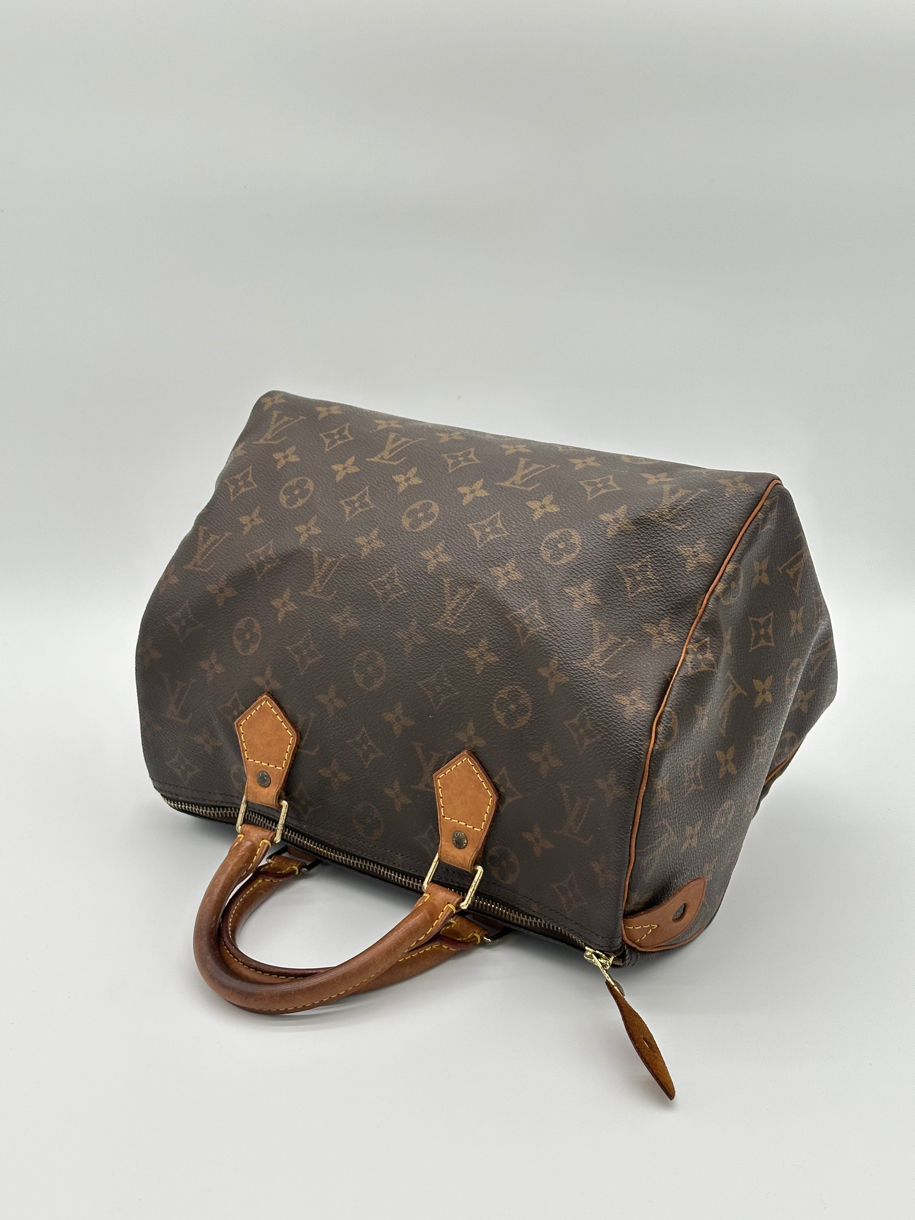 Louis Vuitton Speedy 30