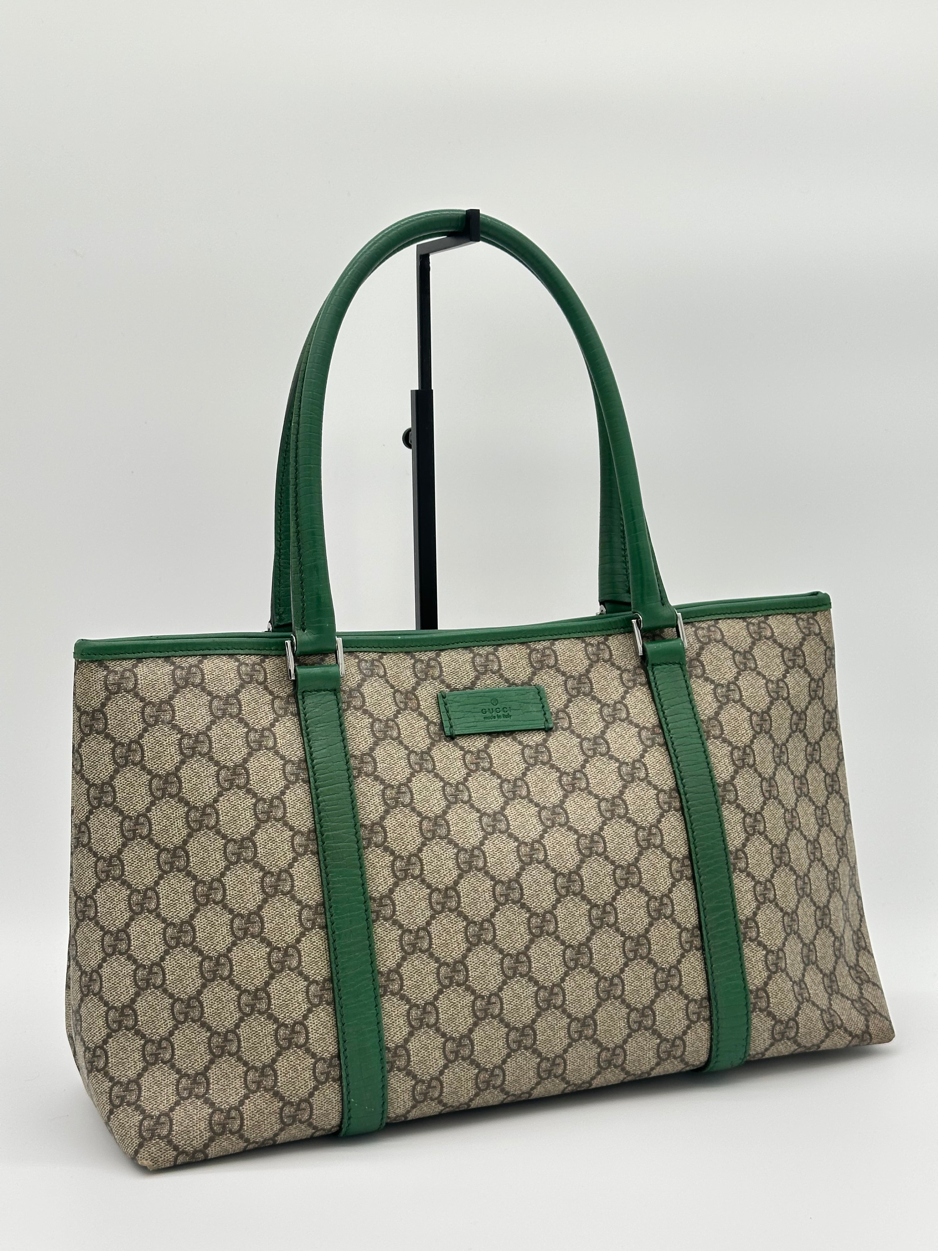 Gucci Medium Supreme Tote Bag