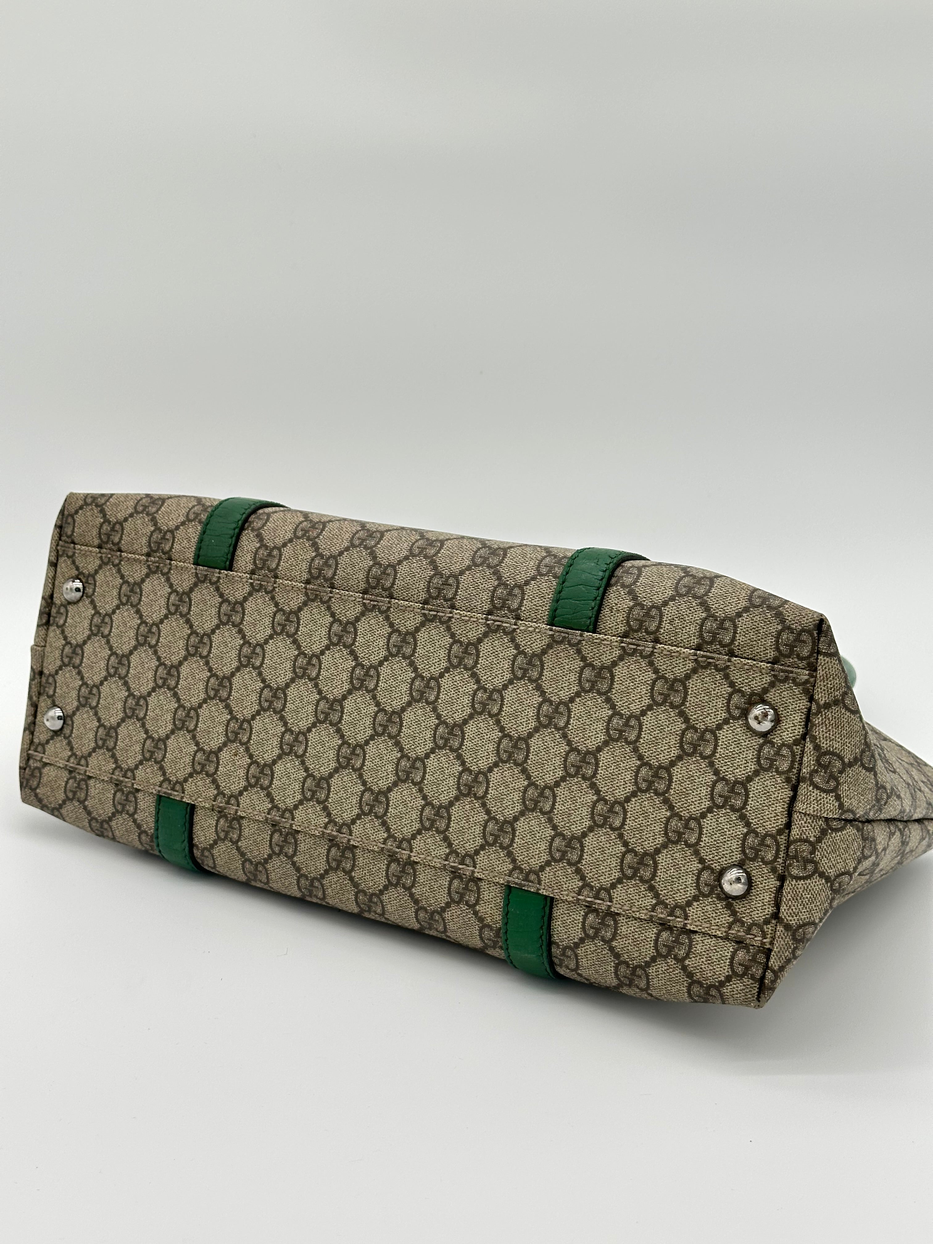 Gucci Medium Supreme Tote Bag