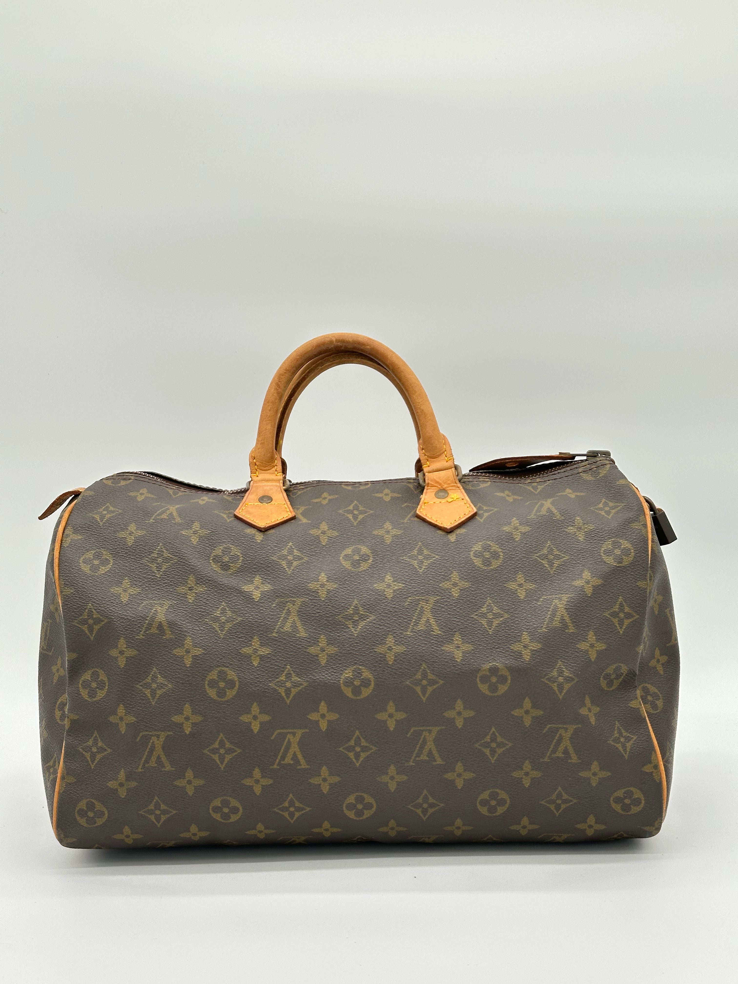 Louis Vuitton Speedy 35