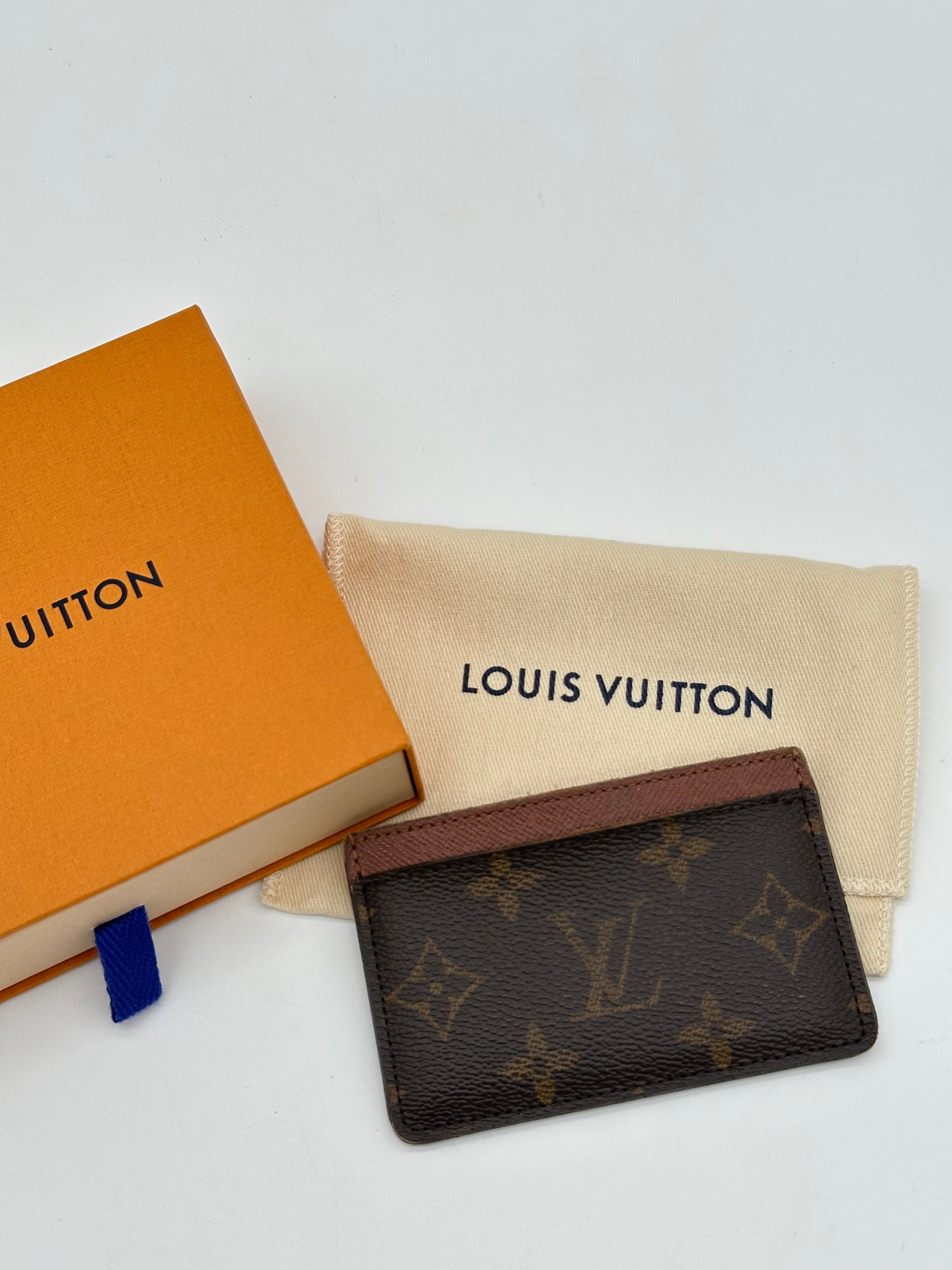 Louis Vuitton Cardholder