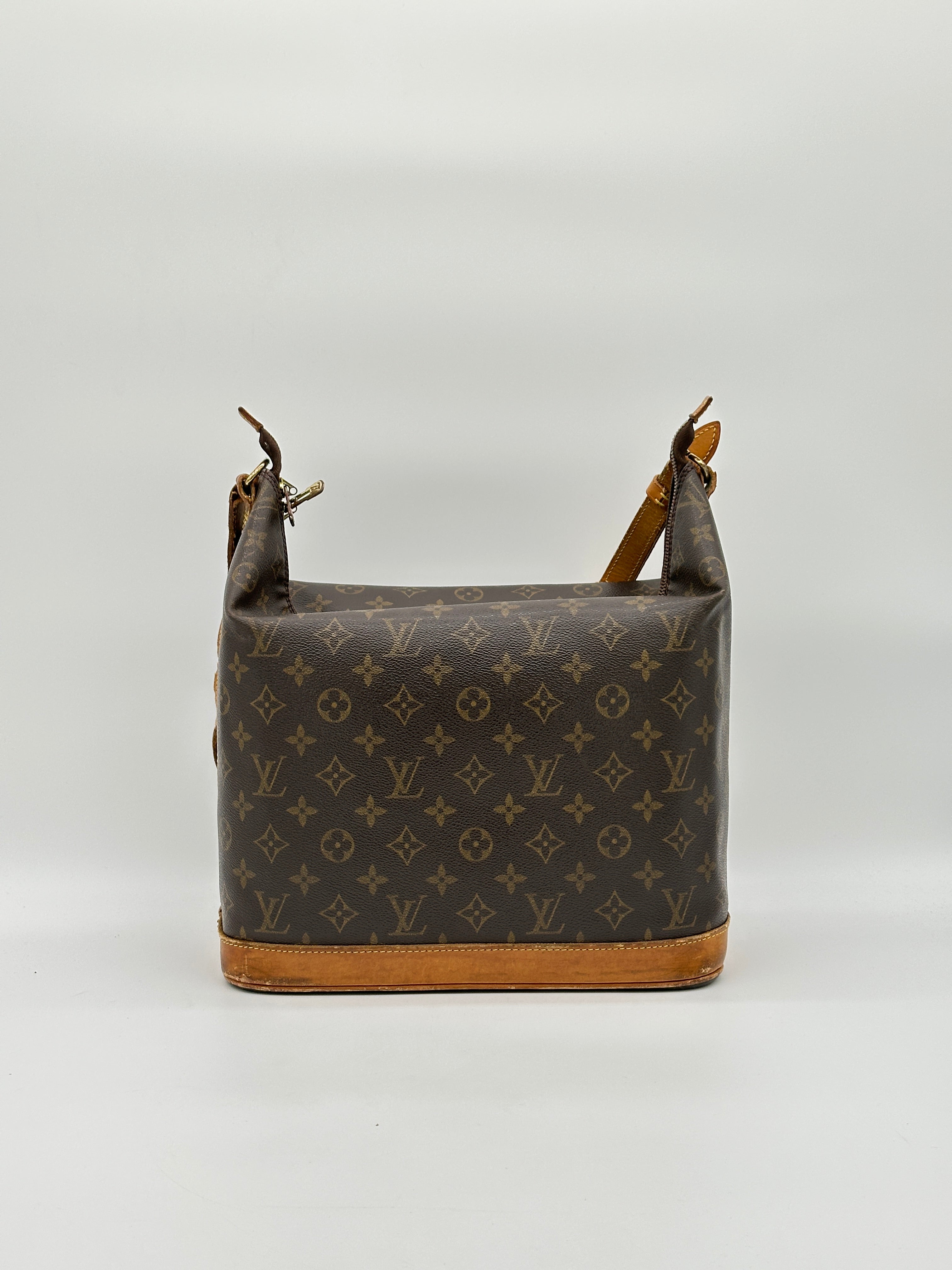 Louis Vuitton Amphor Three