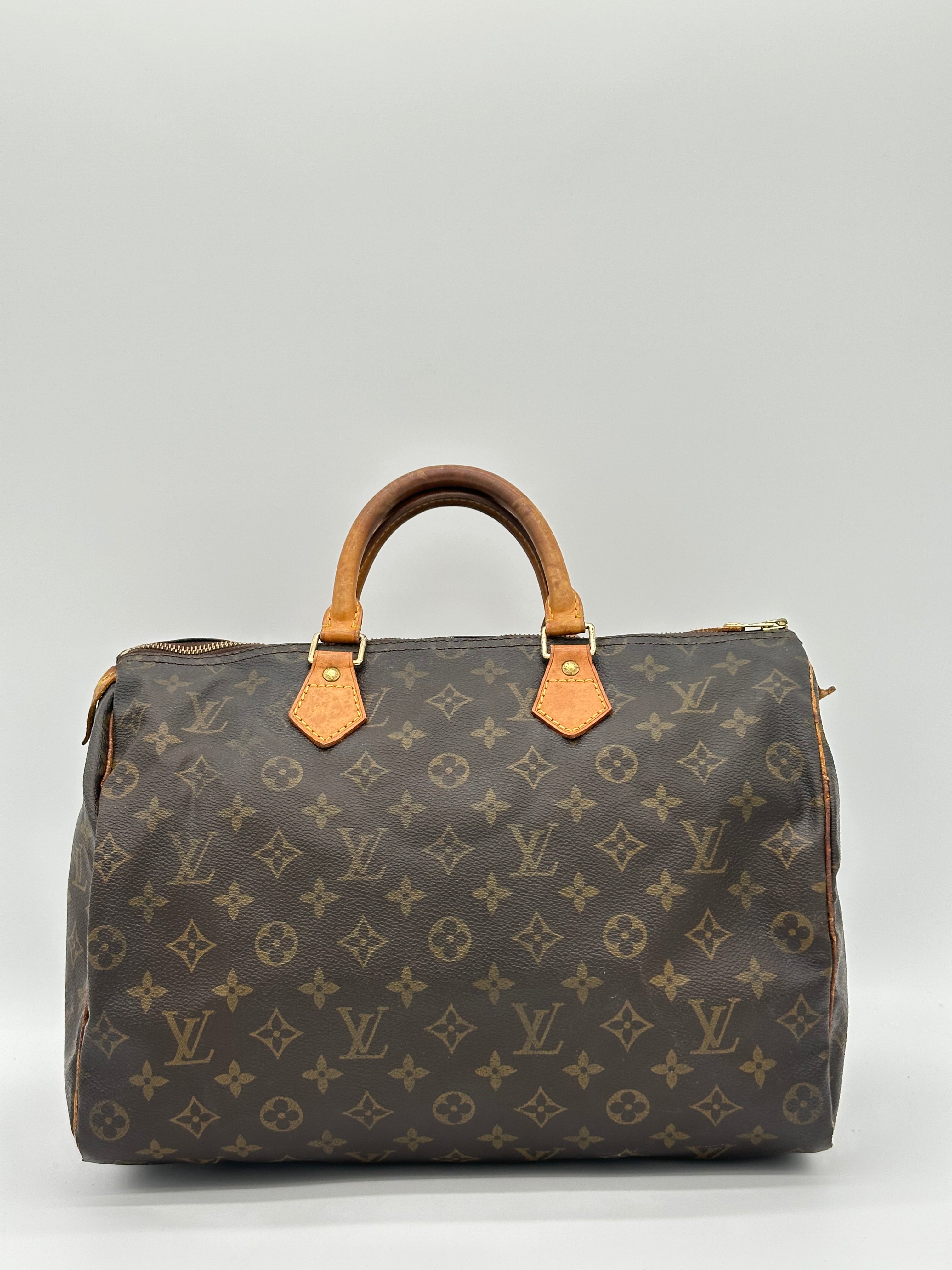Louis Vuitton Speedy 35