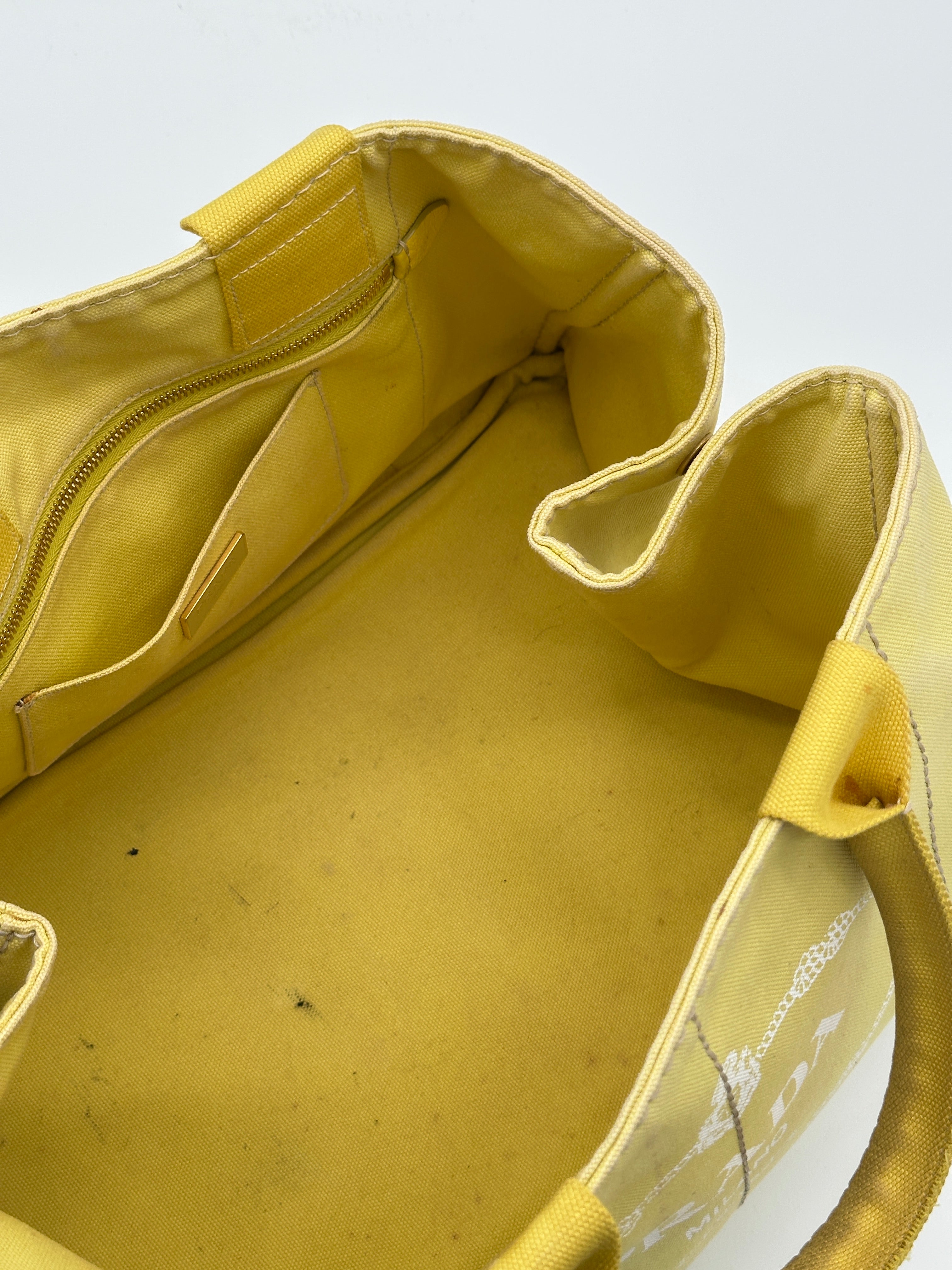 Prada Canapa GM