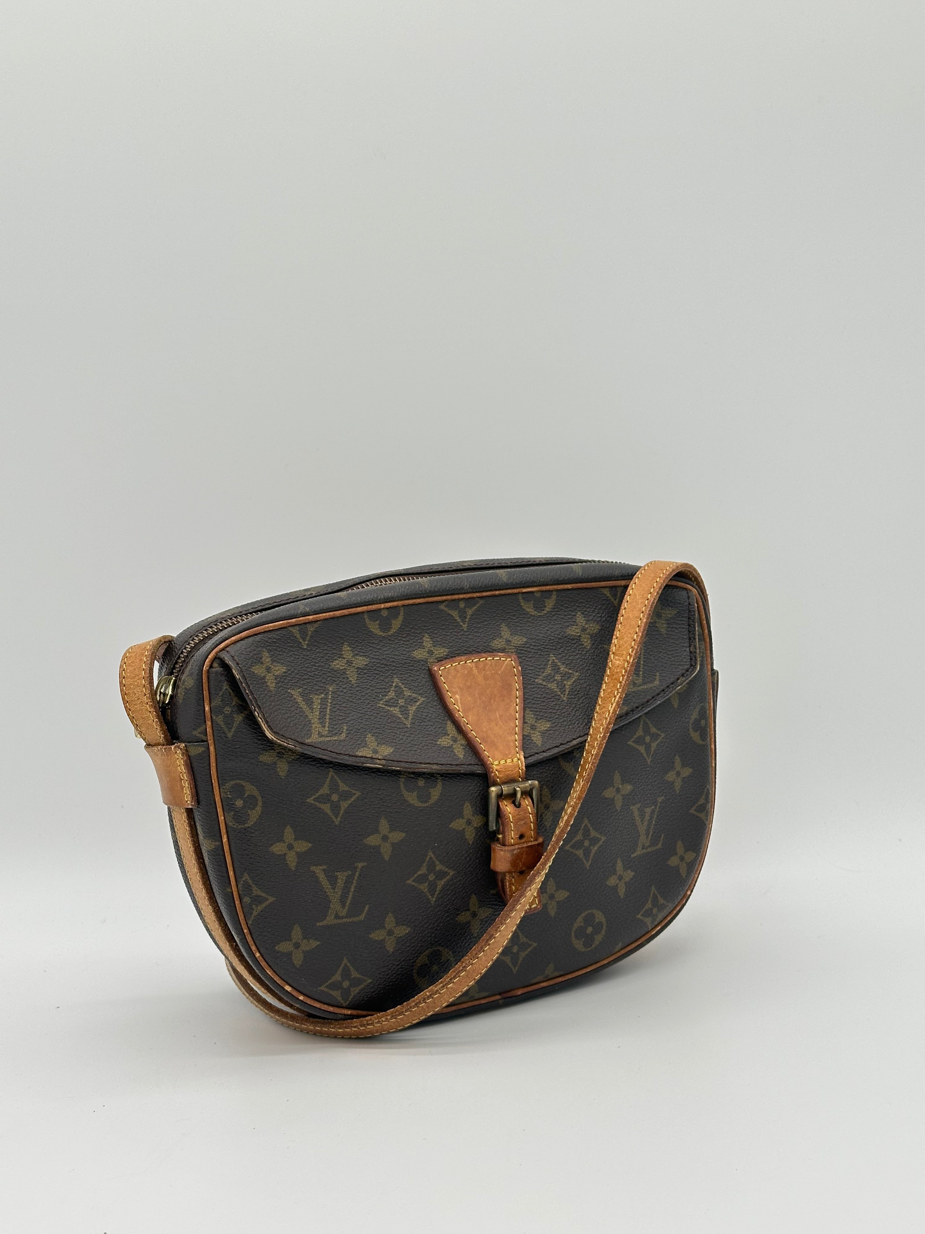 Louis Vuitton Jeune Fille MM
