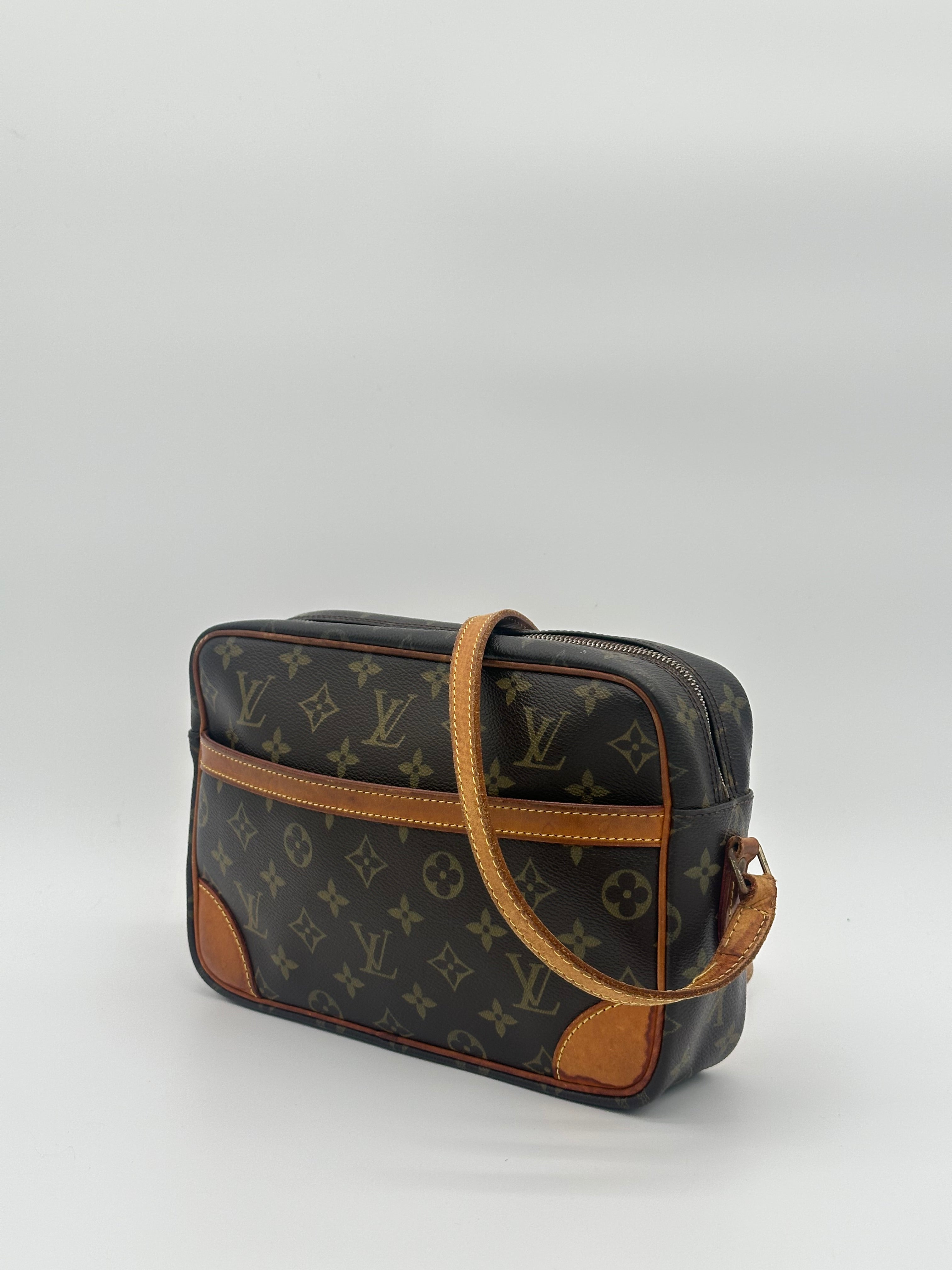 Louis Vuitton Trocadero 27