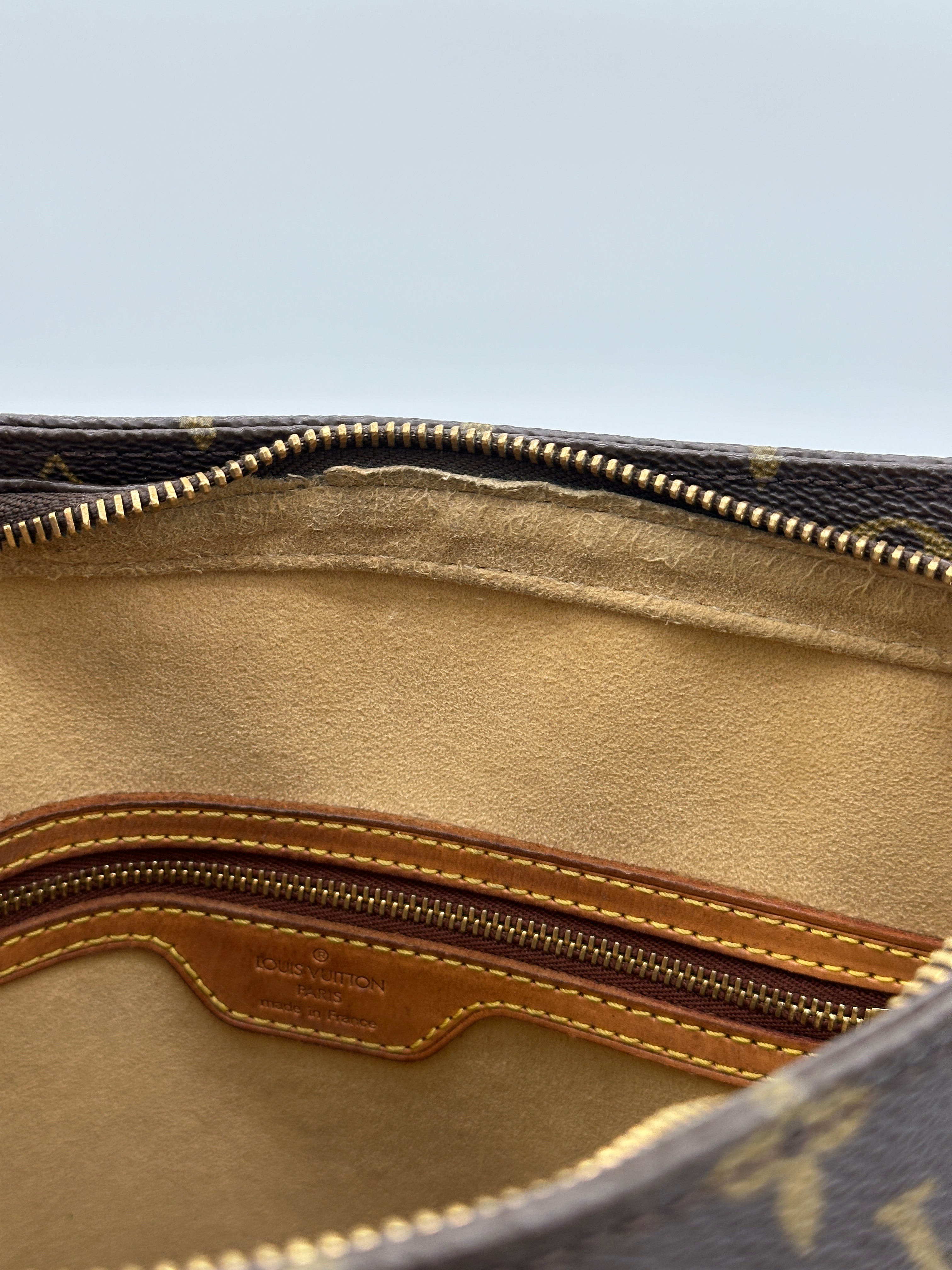Louis Vuitton Looping GM