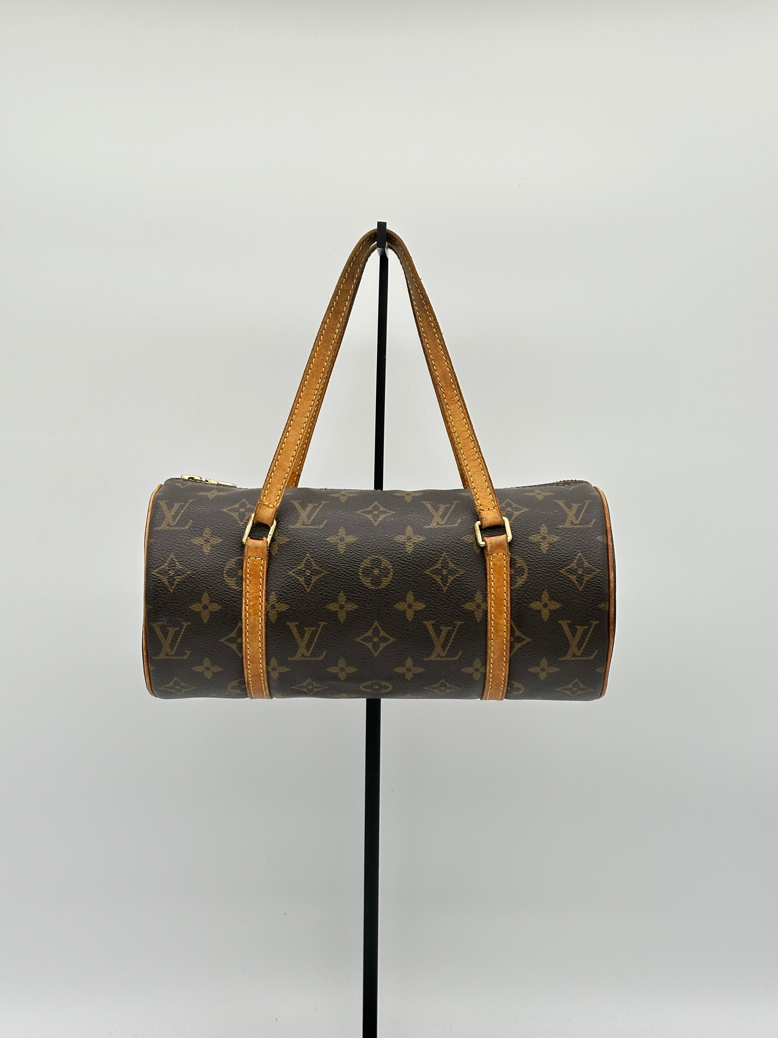 Louis Vuitton Papillon 26